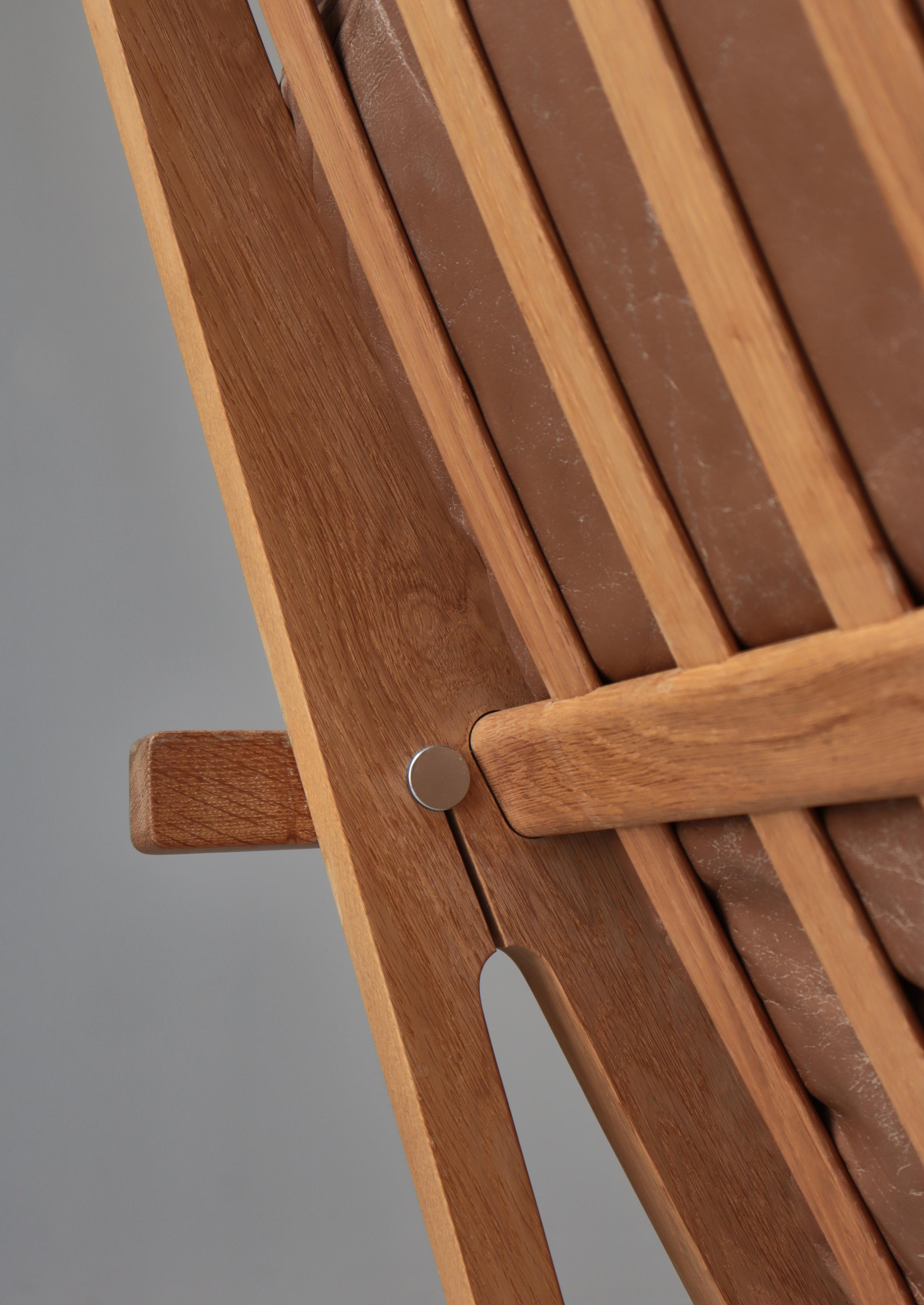 Sedie da salotto The Modern Scandinavian in Oak e pelle di Hans J. Wegner, 1960 in vendita 10