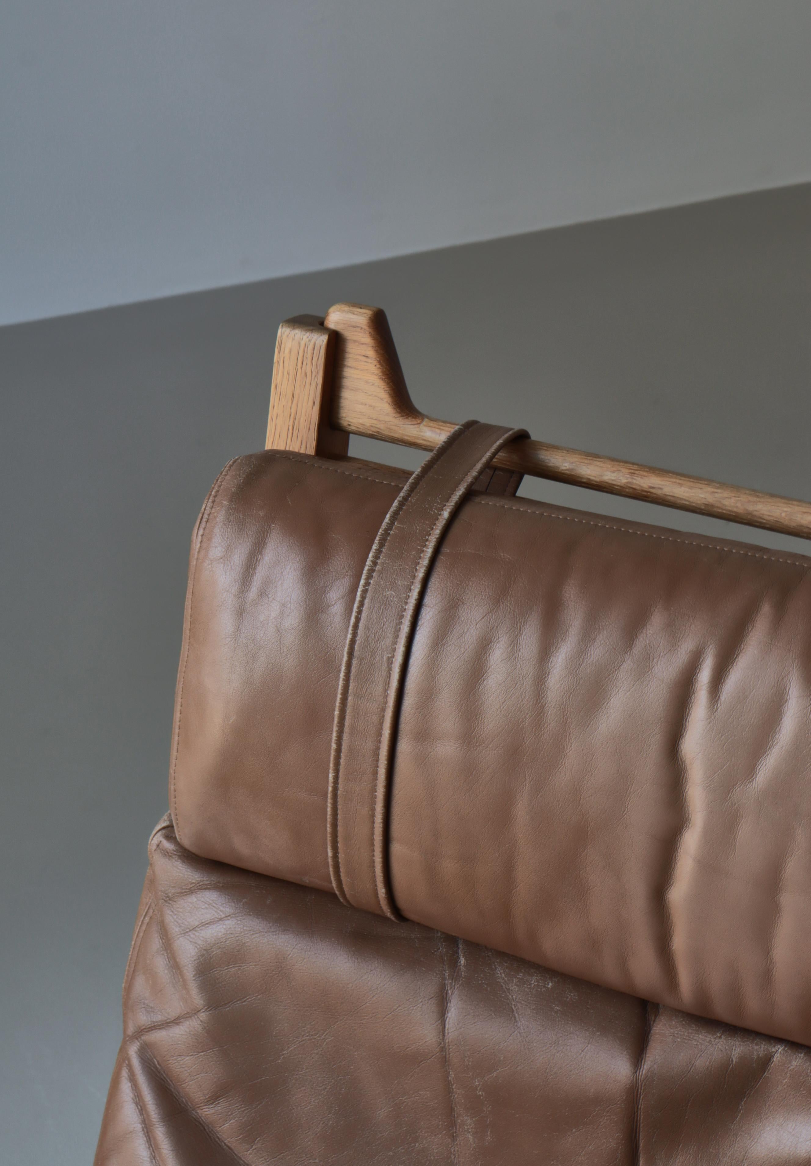 Sedie da salotto The Modern Scandinavian in Oak e pelle di Hans J. Wegner, 1960 in vendita 3