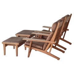 Scandinavian Modern Lounge Chairs in Oak & Leather by Hans J. Wegner, 1960