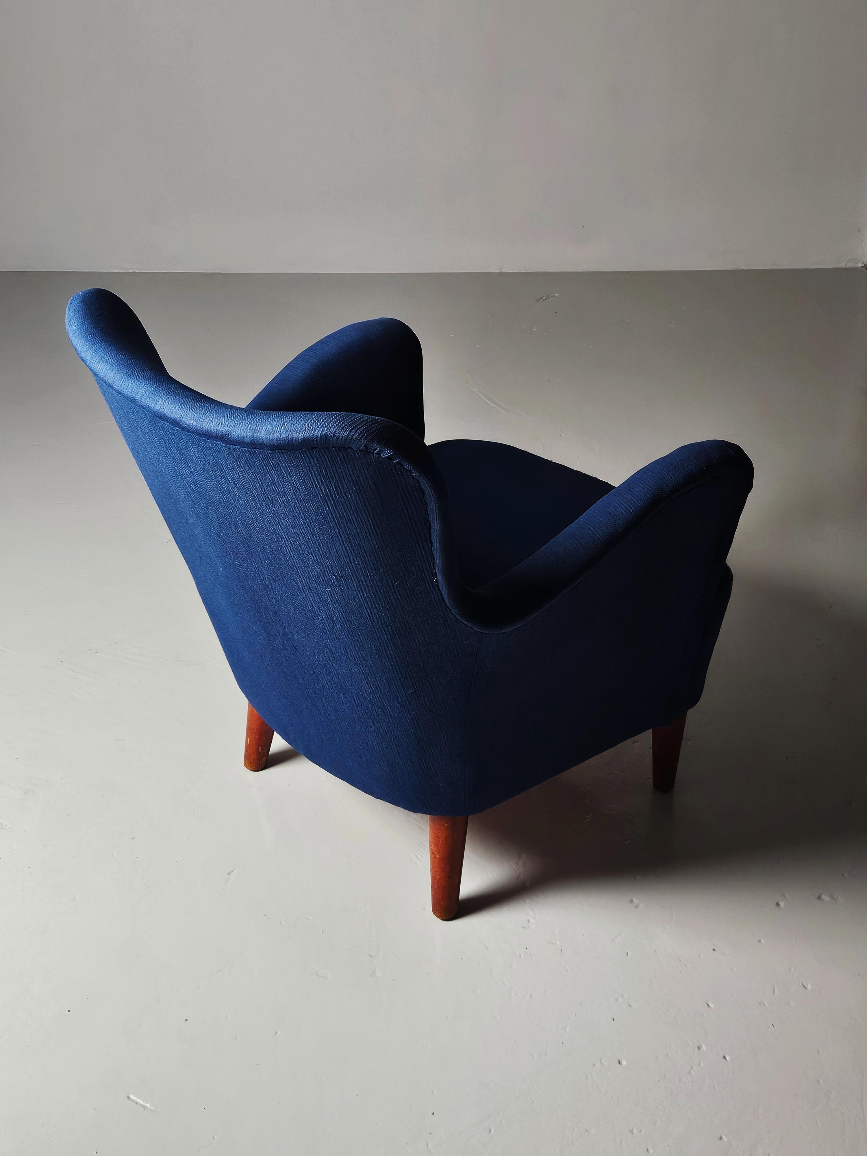 Scandinavian modern lounge chairs, unknown designer, Sweden, 1960s In Good Condition For Sale In Eskilstuna, SE