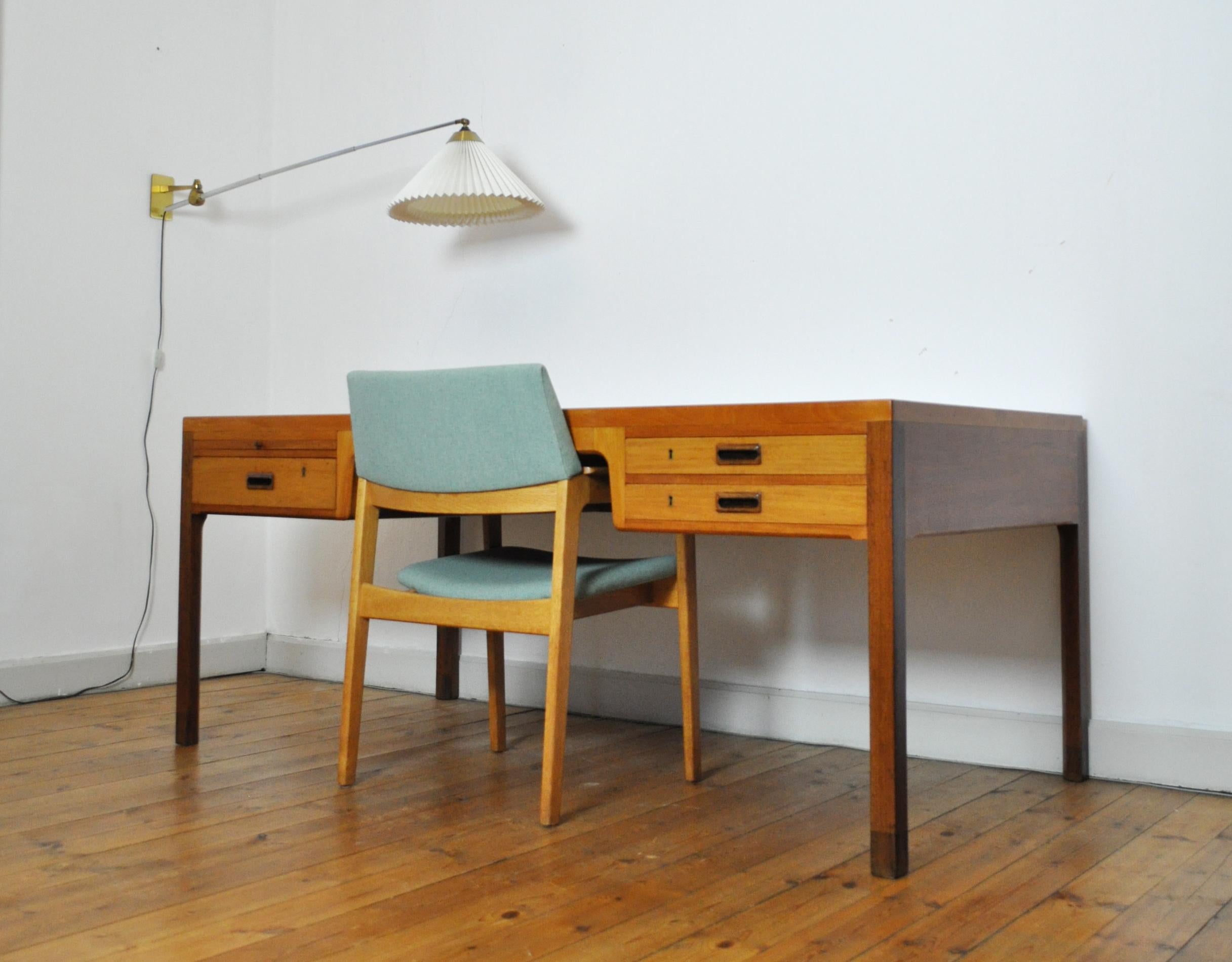 Danish Scandinavian Modern Mahogany Desk by Ejnar Larsen and Aksel Bender Madsen For Sale