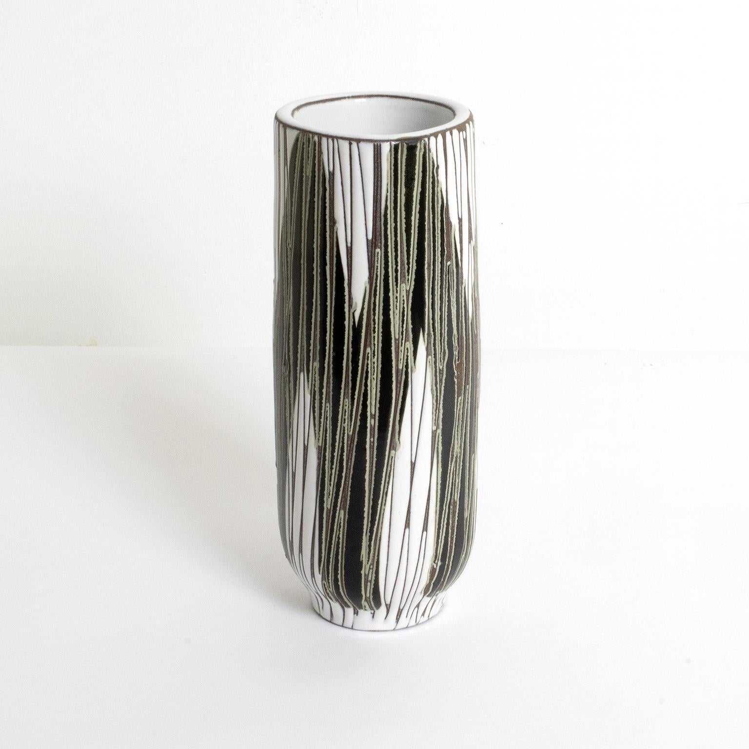 Scandinave moderne Vase moderne scandinave « Mars » de Mari Simmulsson pour Upsala Ekeby en vente