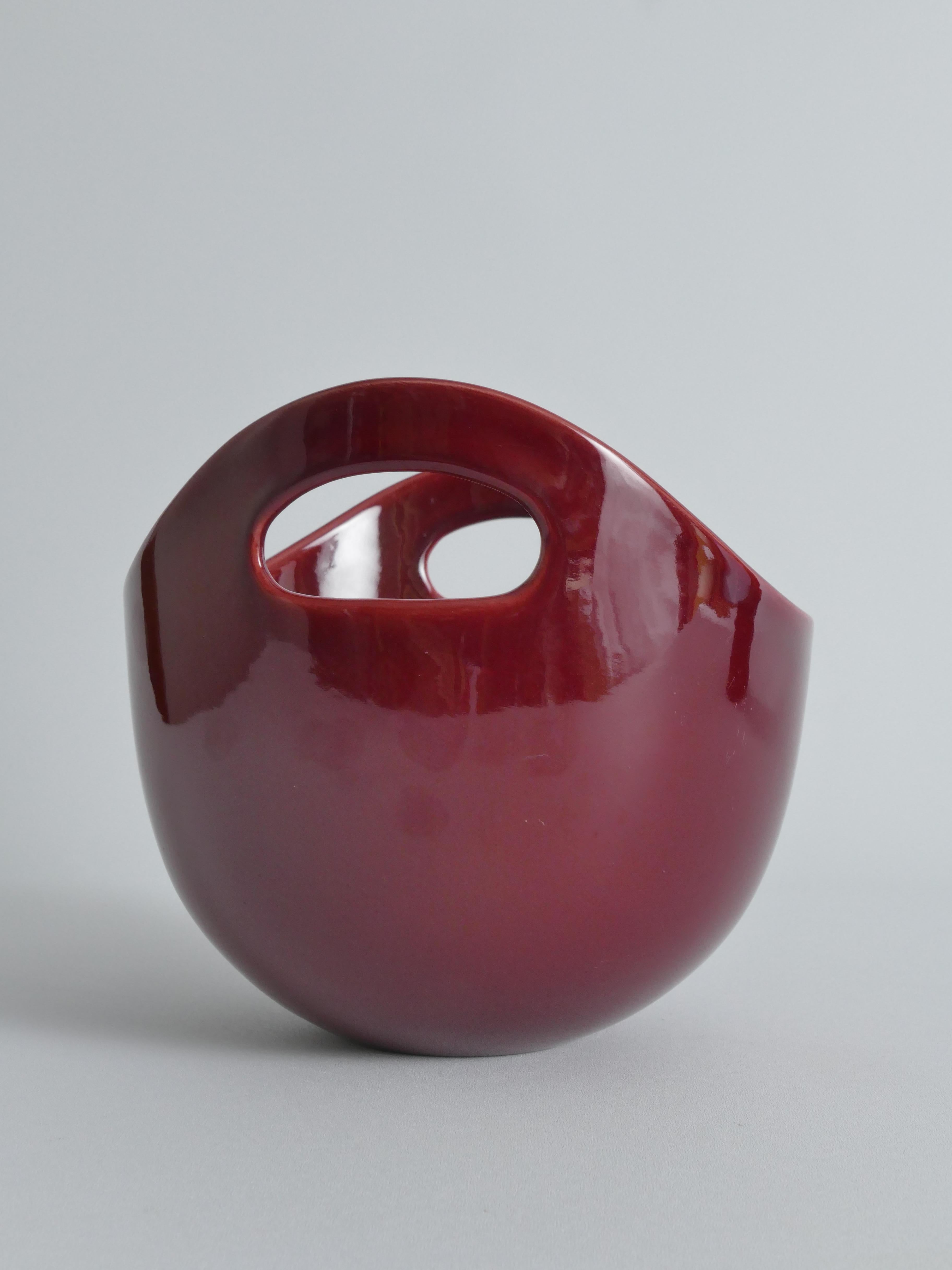 Mid-20th Century Scandinavian Modern Merlot Red Stoneware Bowl by SYCO, Sweden, 1950s For Sale