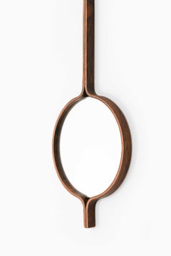 Miroir de style moderne scandinave en bois de palissandre et daim, par Hans-Agne Jakobsson, années 1950