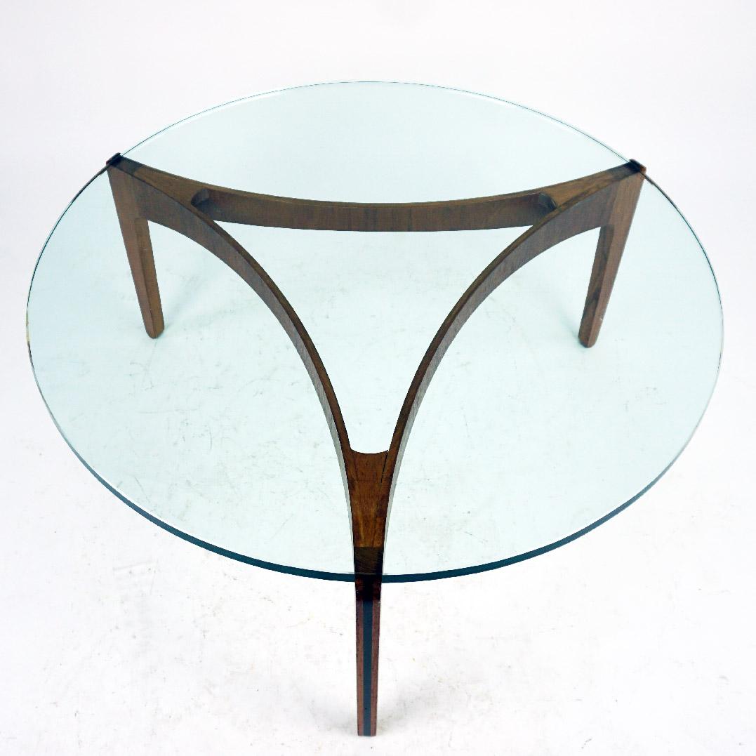  Scandinavian Modern Mod. 104 Teak and Glass Coffee Table by Sven Ellekaer In Good Condition For Sale In Vienna, AT