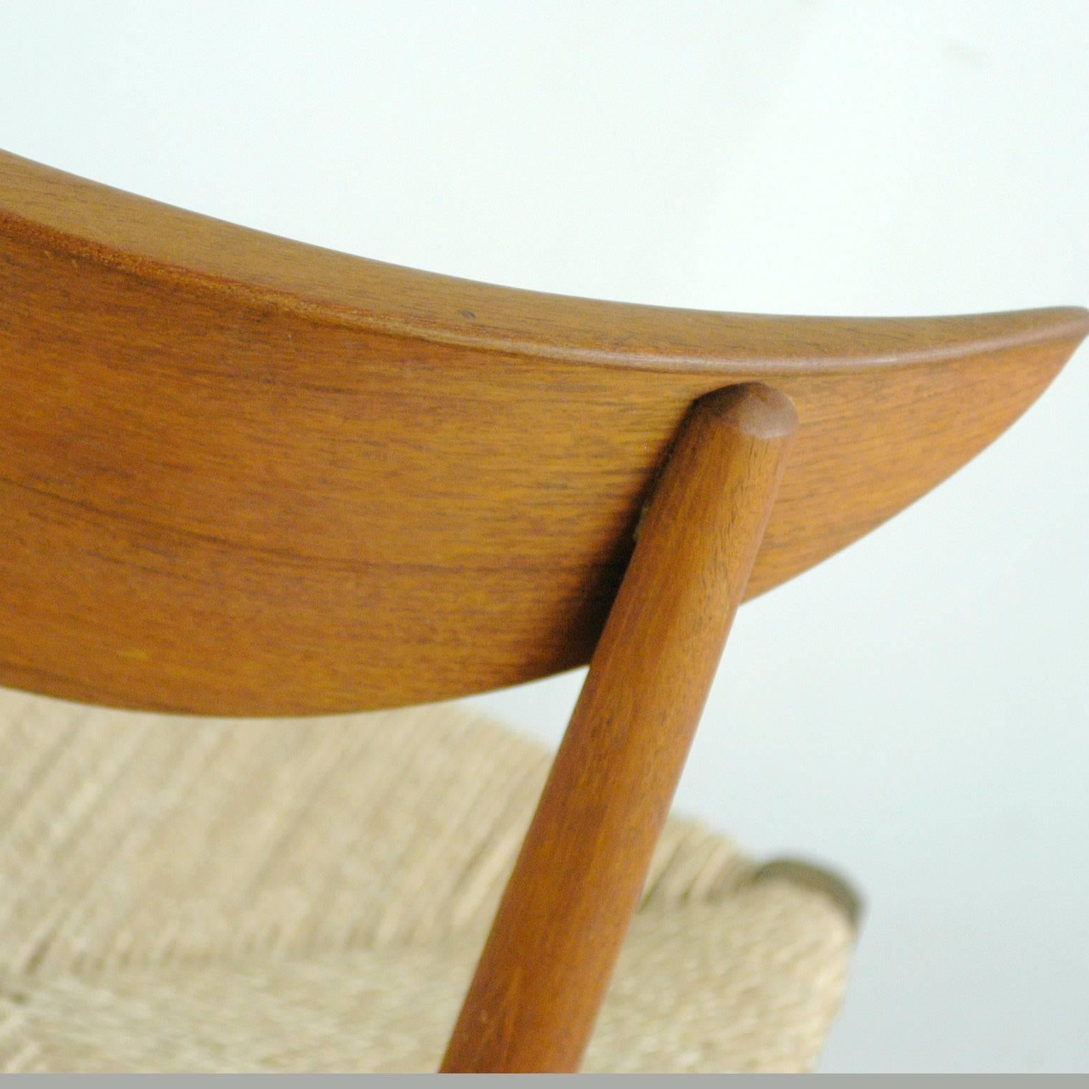 Scandinavian Modern Mod. 316 Teak Dining Chair by Peter Hvidt for Soborg 1