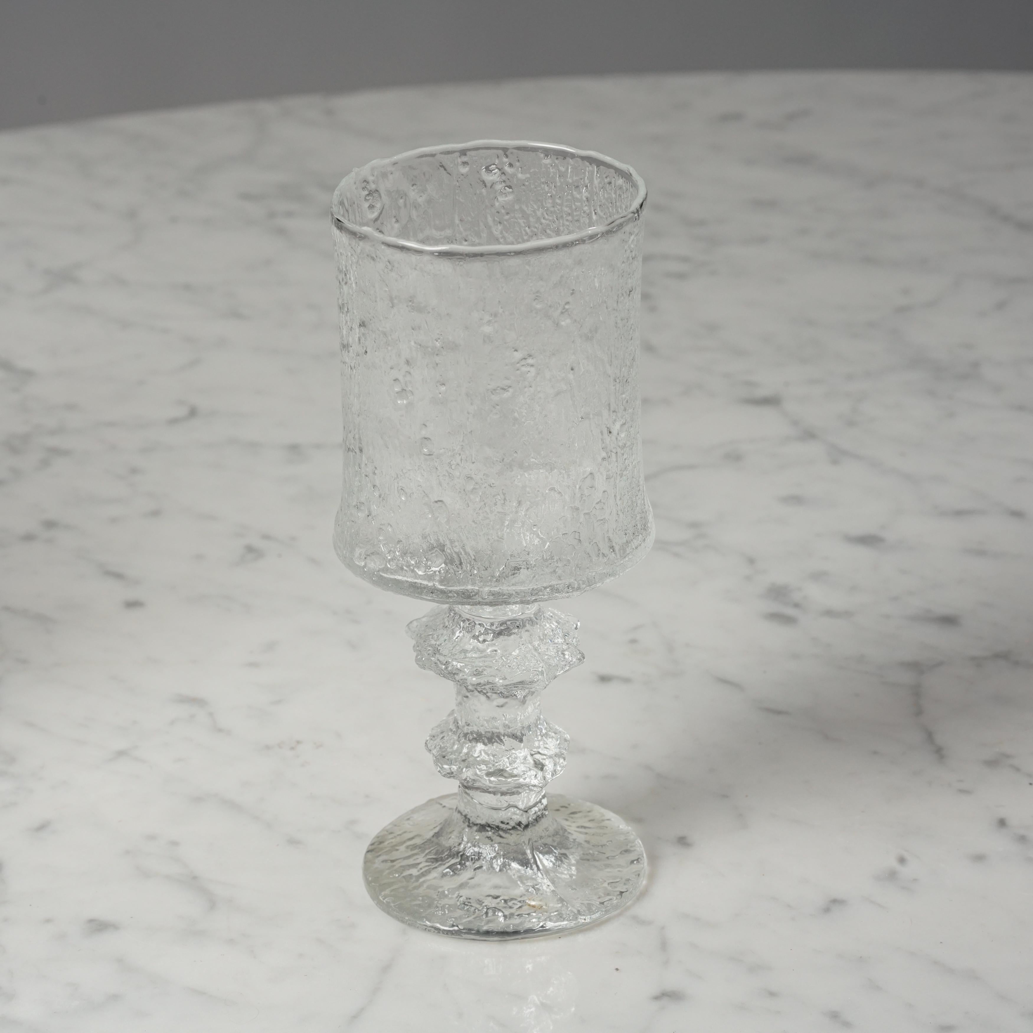 Scandinavian Modern Model Festivo 2140 Glasses by Timo Sarpaneva For Iiittala In Good Condition For Sale In Helsinki, Uusimaa