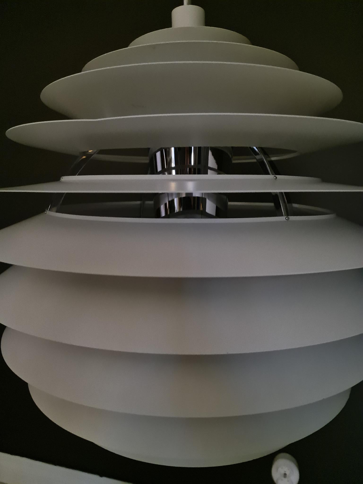 Danois Lampe à suspension moderne scandinave monumentale du Louvre Poul Henningsen Ph en vente