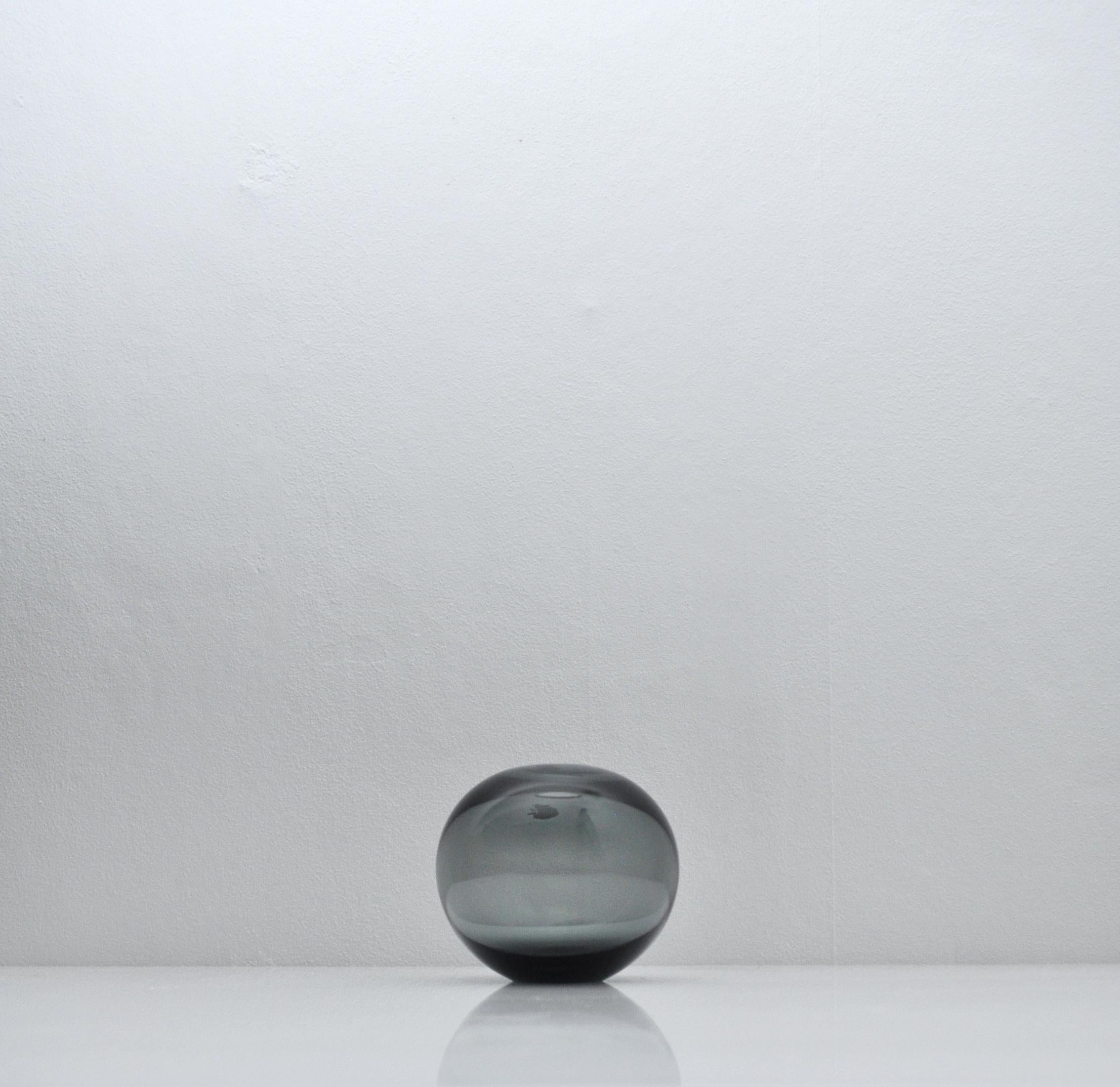 Danish Scandinavian Modern Mouthblown Glass Vase, Holmegaard, 1957 For Sale