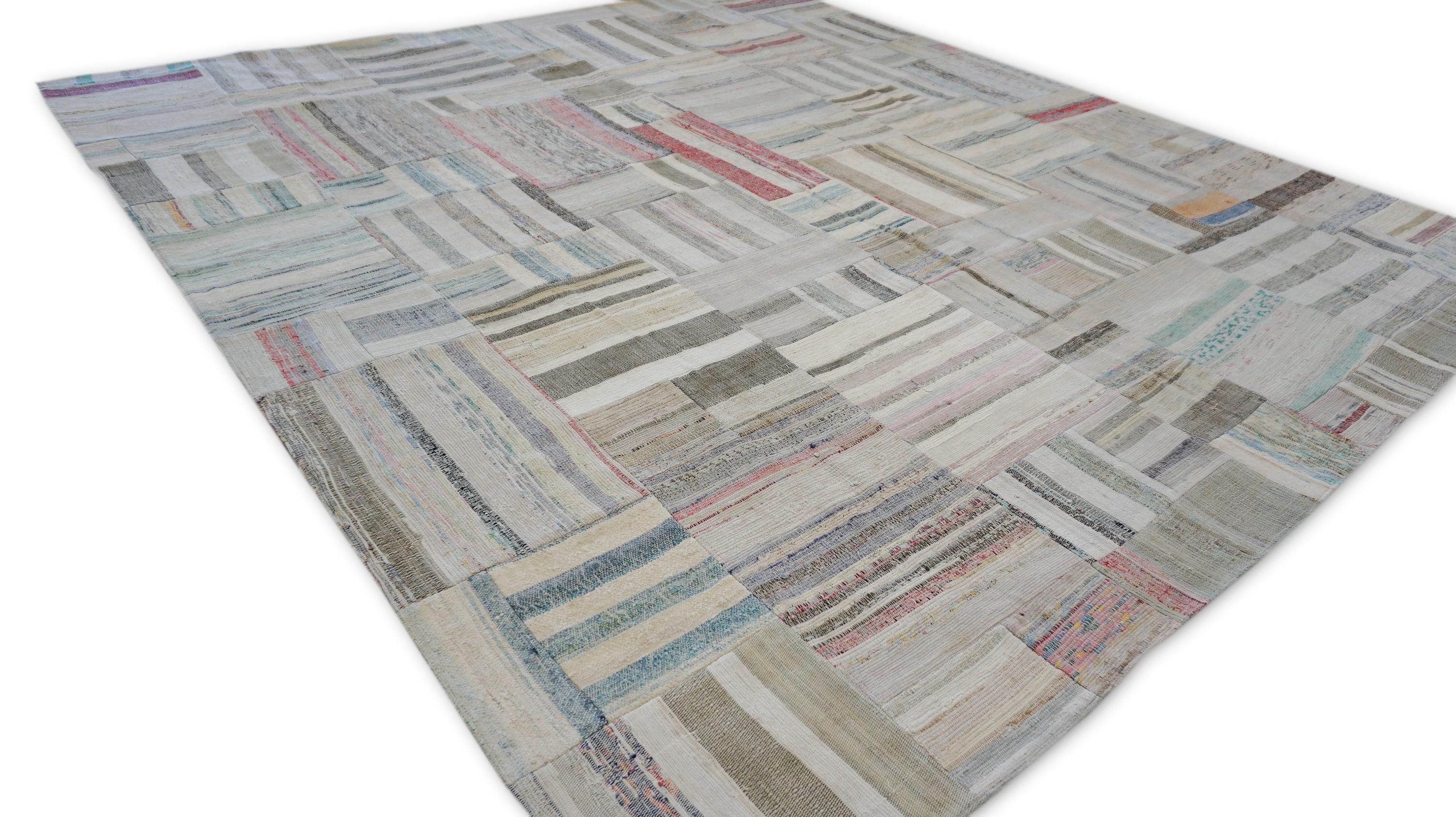 Skandinavisch-moderne Mehrfarbige Vintage  Teppich 8'10''x9'11'' im Zustand „Gut“ im Angebot in Torrance, CA