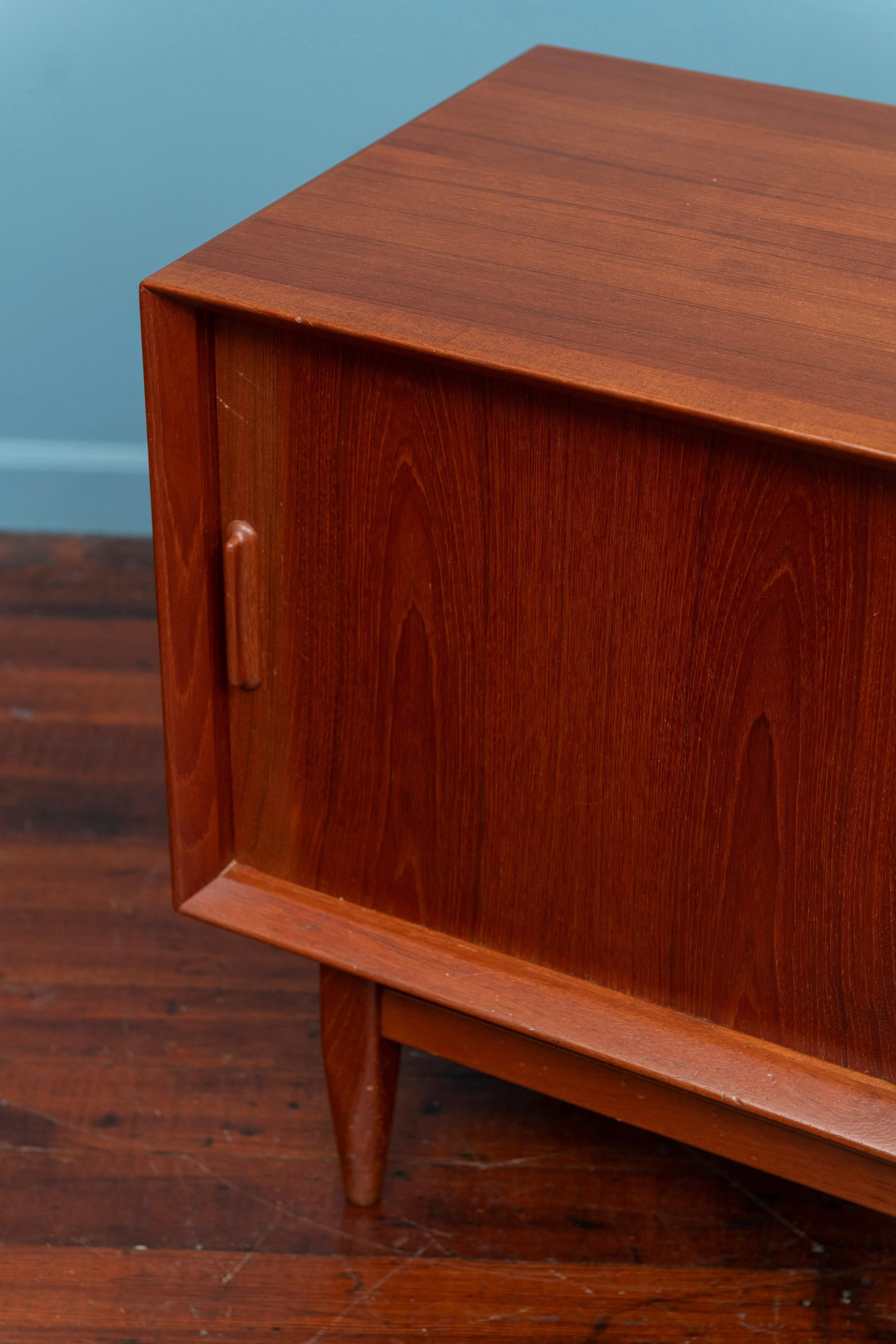 Scandinavian Modern Nightstands by Falster 1