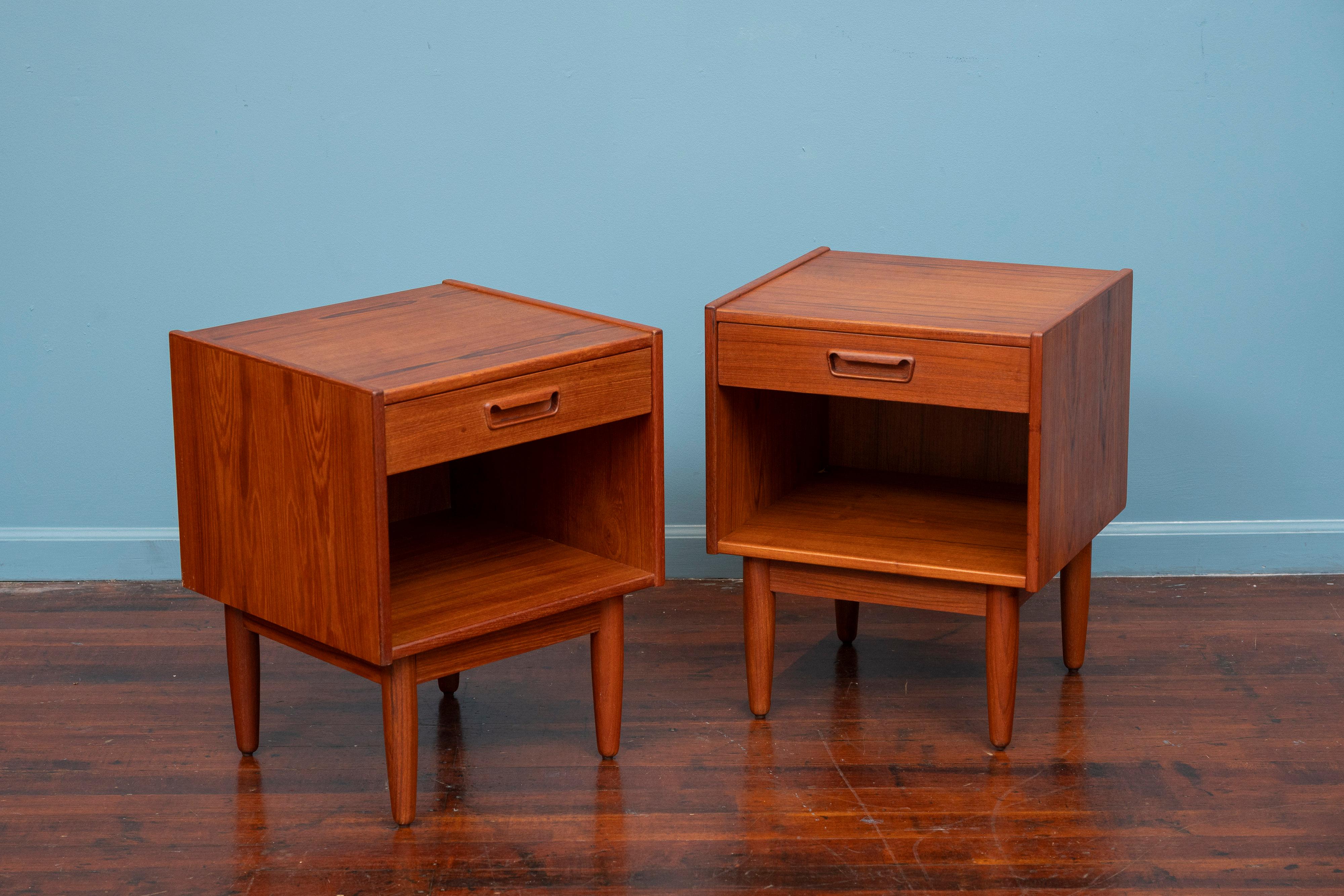 Fin du 20e siècle Tables de nuit The Scandinavian Modern Nielsen Tibergaard en vente