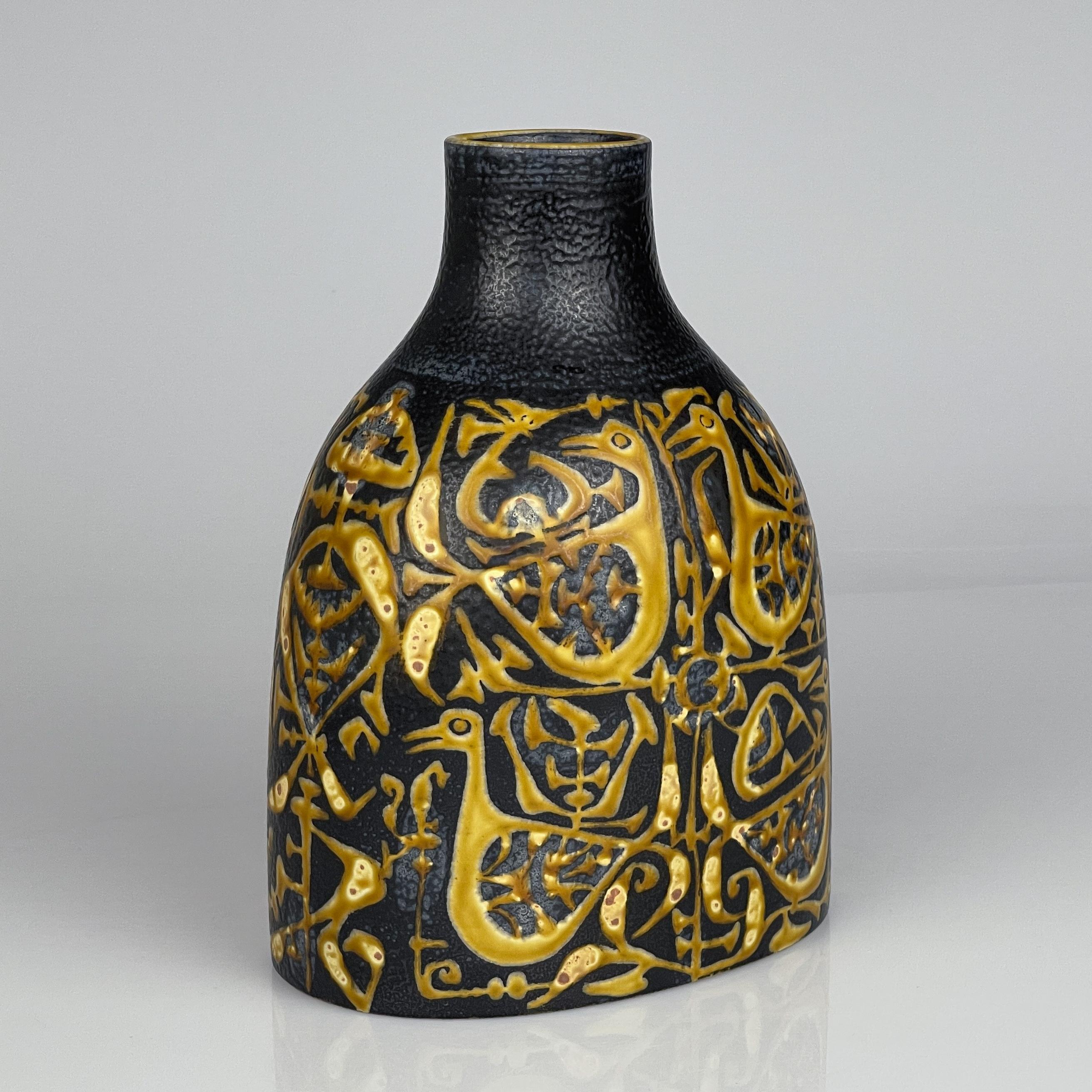 Mid-20th Century Scandinavian Modern Nils Thorsson Stoneware Baca vase Aluminia Denmark ca 1965