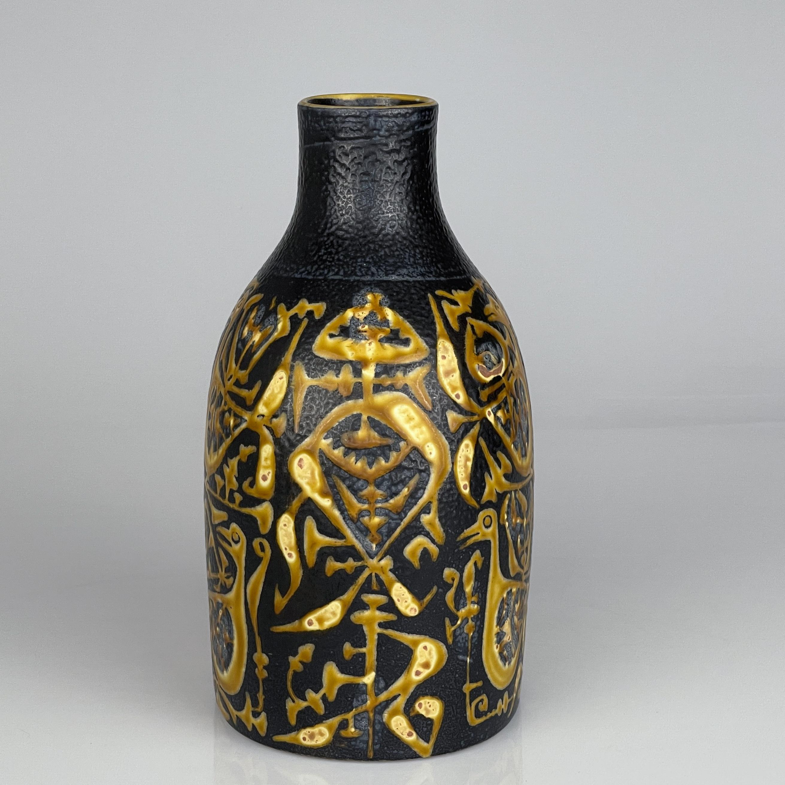 Scandinavian Modern Nils Thorsson Stoneware Baca vase Aluminia Denmark ca 1965 2
