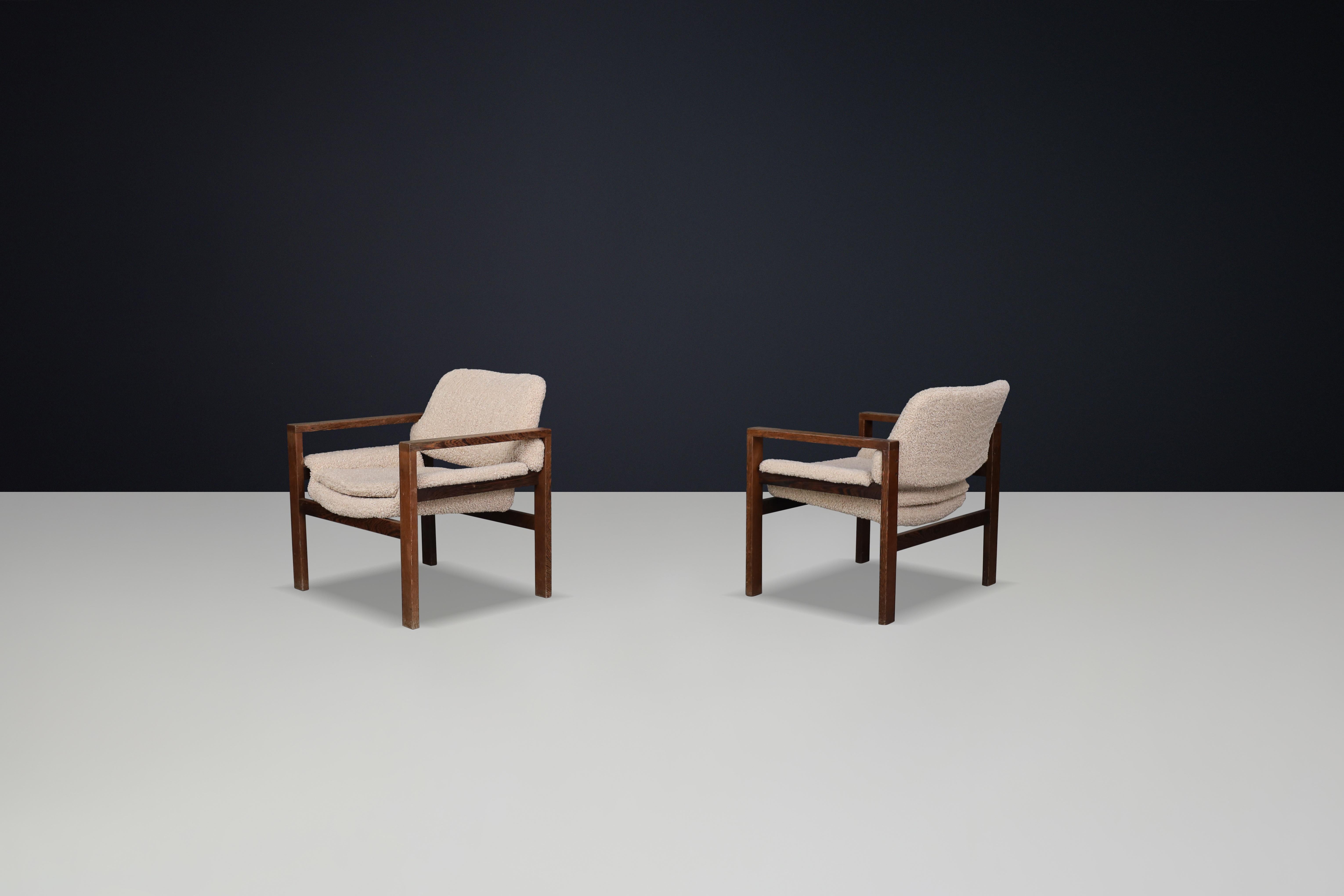 Scandinavian Modern Oak Armchairs with Teddy Upholstery, Finland, 1960s In Good Condition For Sale In Almelo, NL