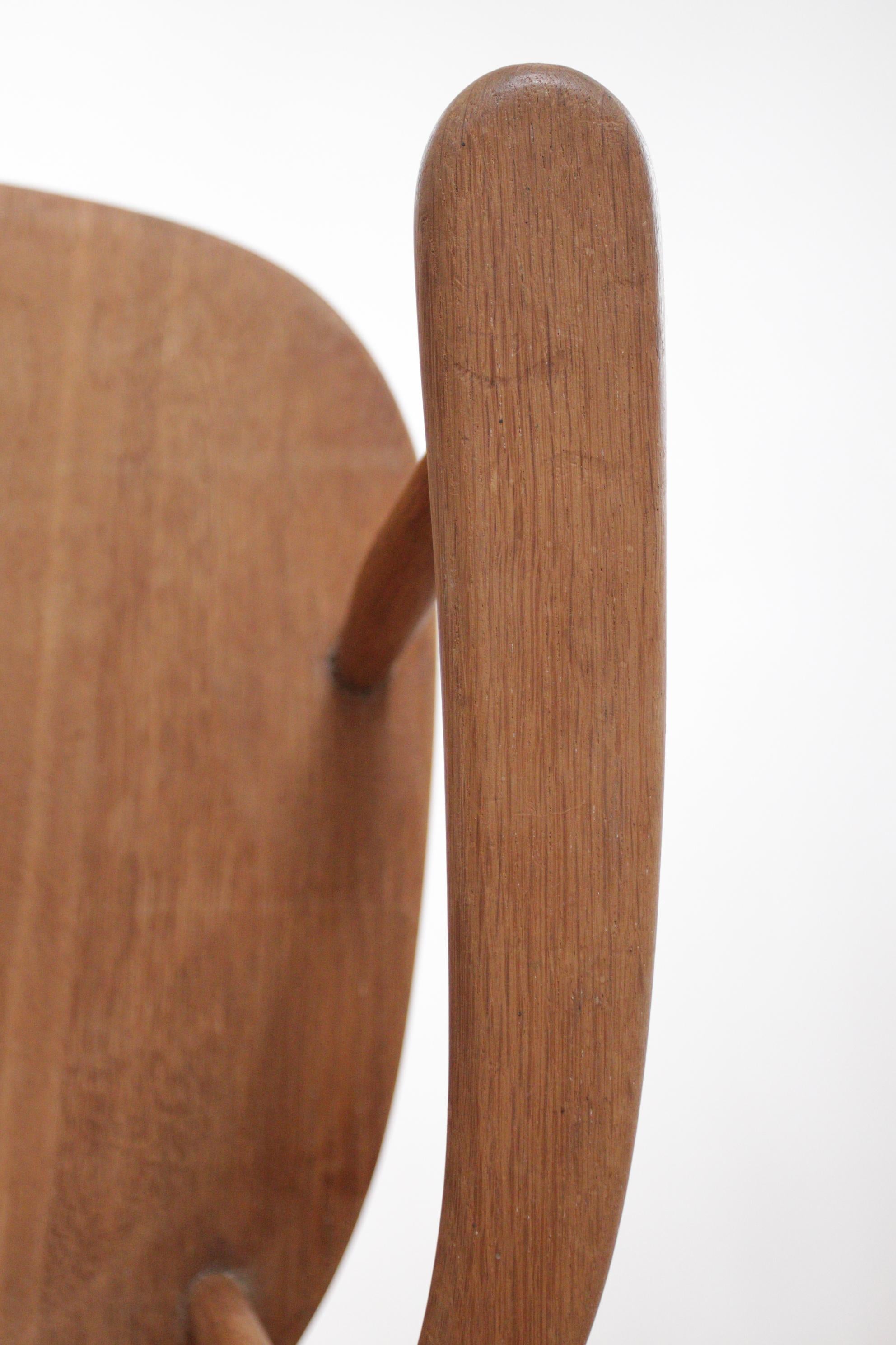 Scandinavian Mid-Century Modern Oak Rocking Chair Denmark For Sale 5