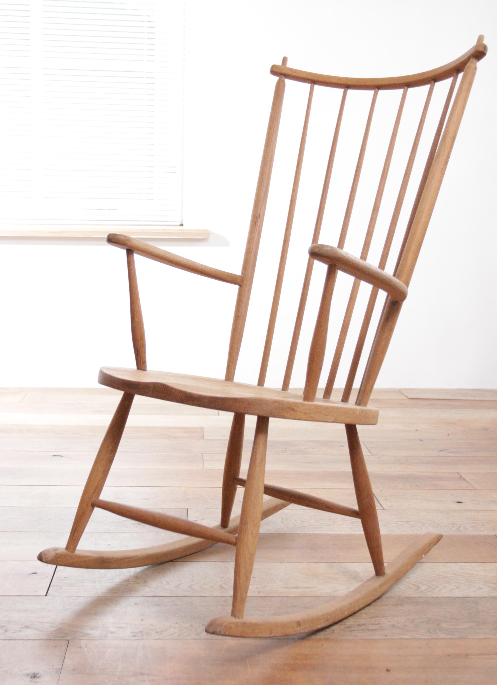 Scandinavian Mid-Century Modern Oak Rocking Chair Denmark For Sale 9