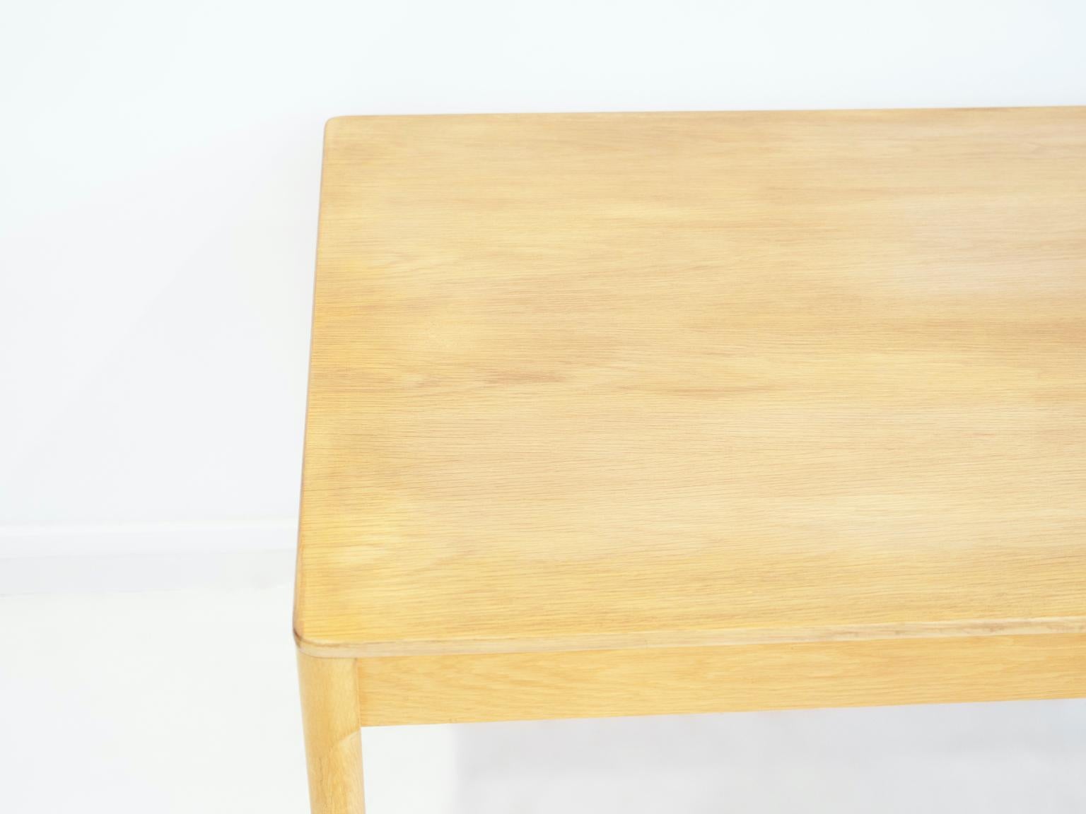 Scandinavian Modern Oak Writing Desk by Yngvar Sandstrom For Sale 9