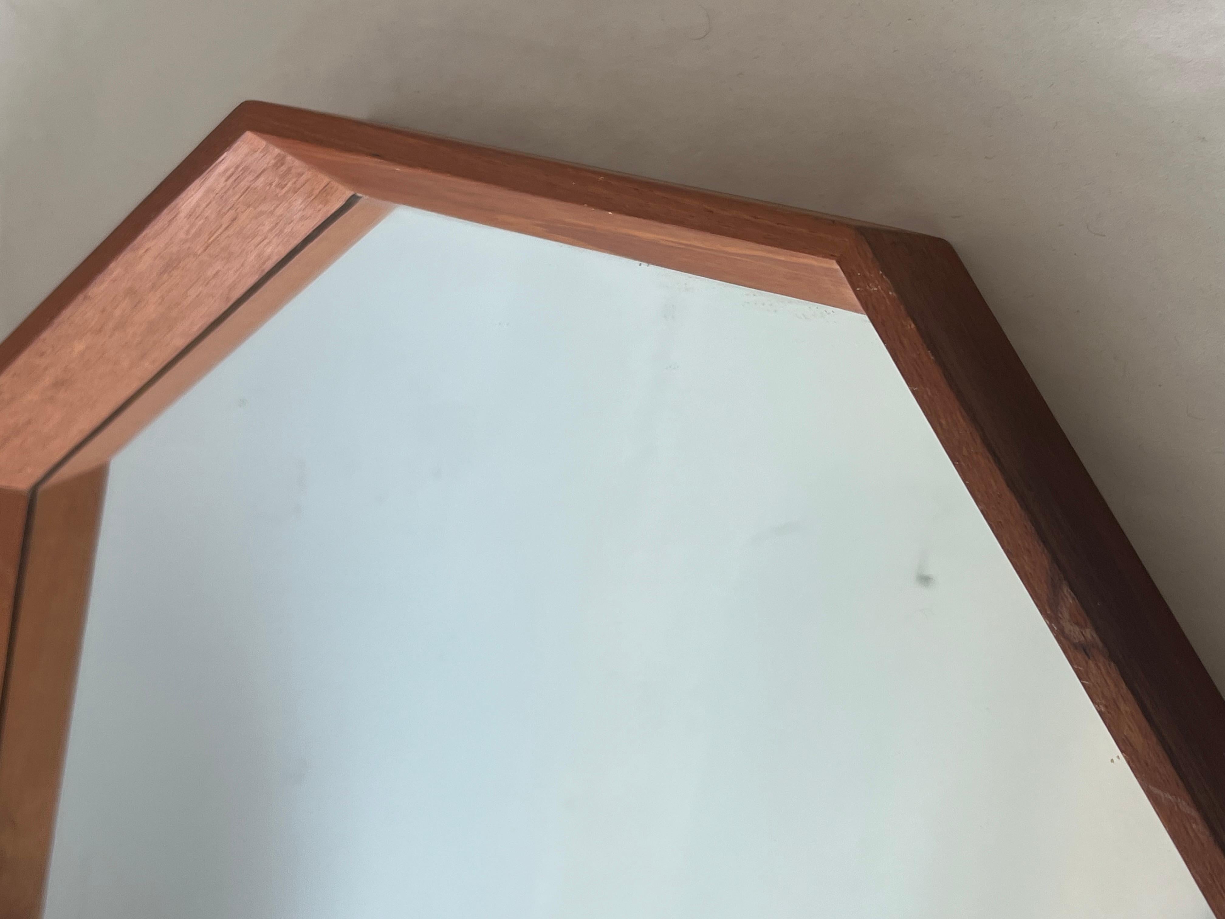 Espejo Octogonal Moderno Escandinavo Spejle Dinamarca Ca' 1960's Teca en venta 3