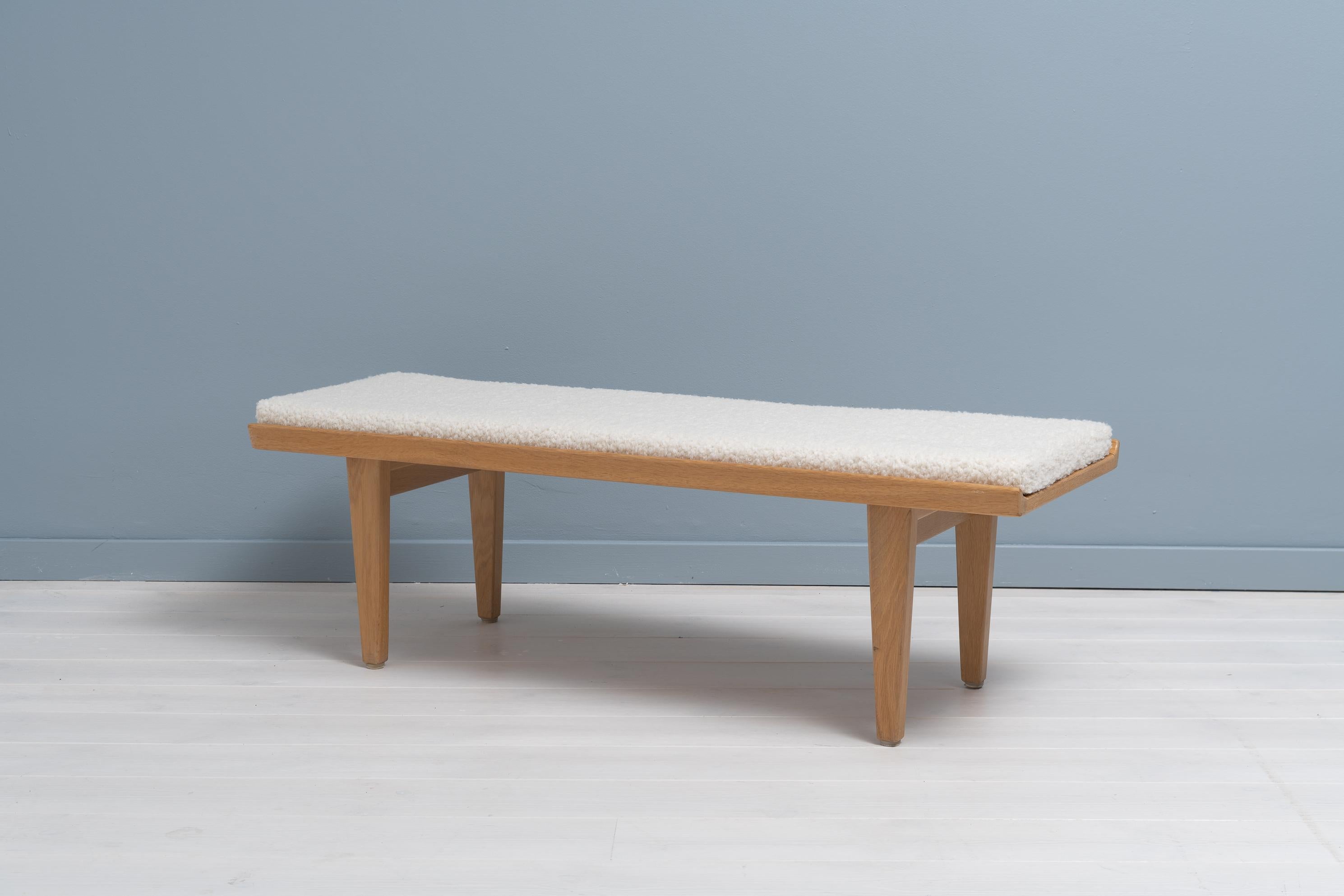 Scandinavian Modern Öresund Design Bench by Børge Mogensen In Good Condition In Kramfors, SE