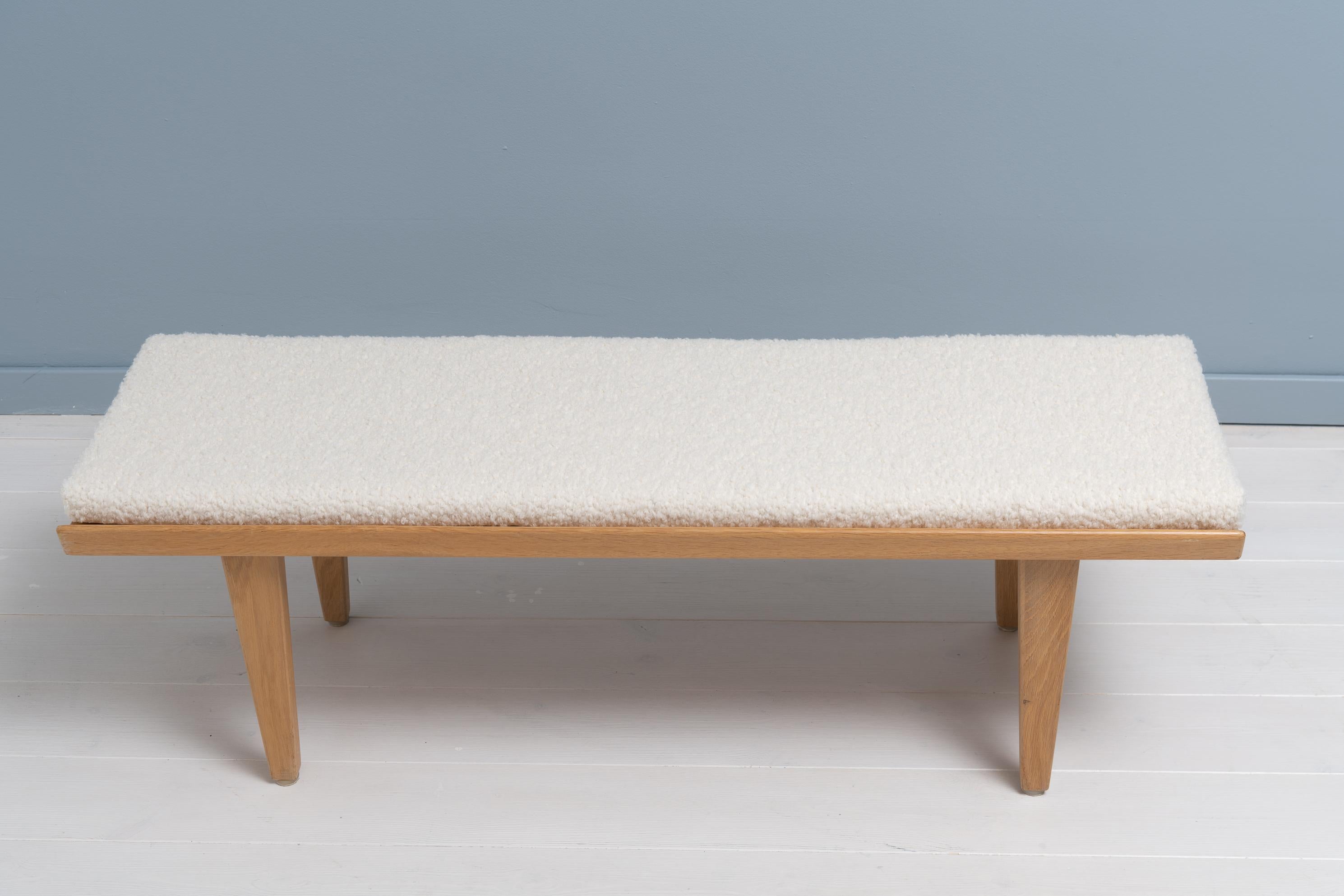 Bouclé Scandinavian Modern Öresund Design Bench by Børge Mogensen