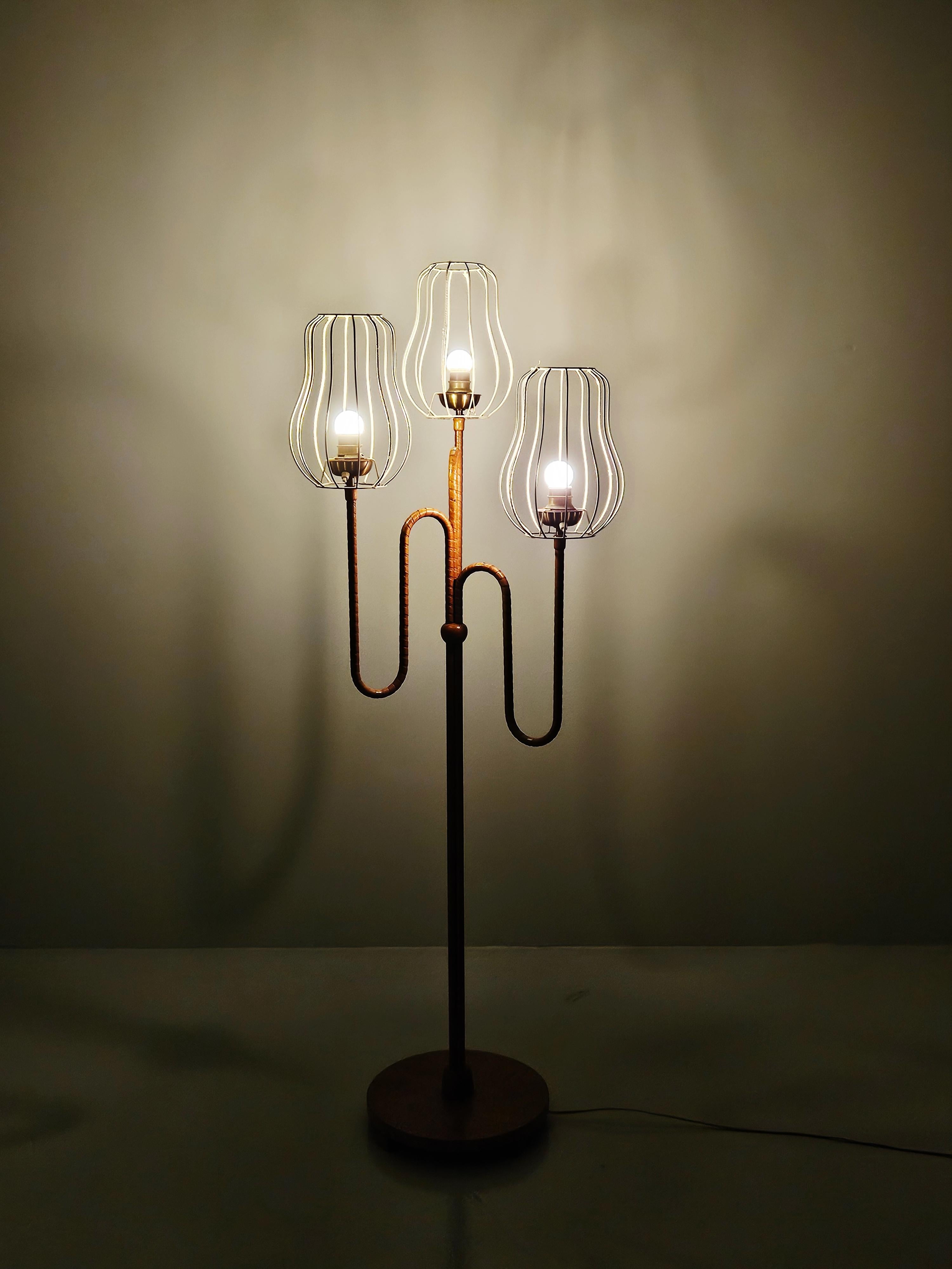 Skandinavische moderne organische Stehlampe, Schweden, 1930er Jahre (Skandinavische Moderne) im Angebot