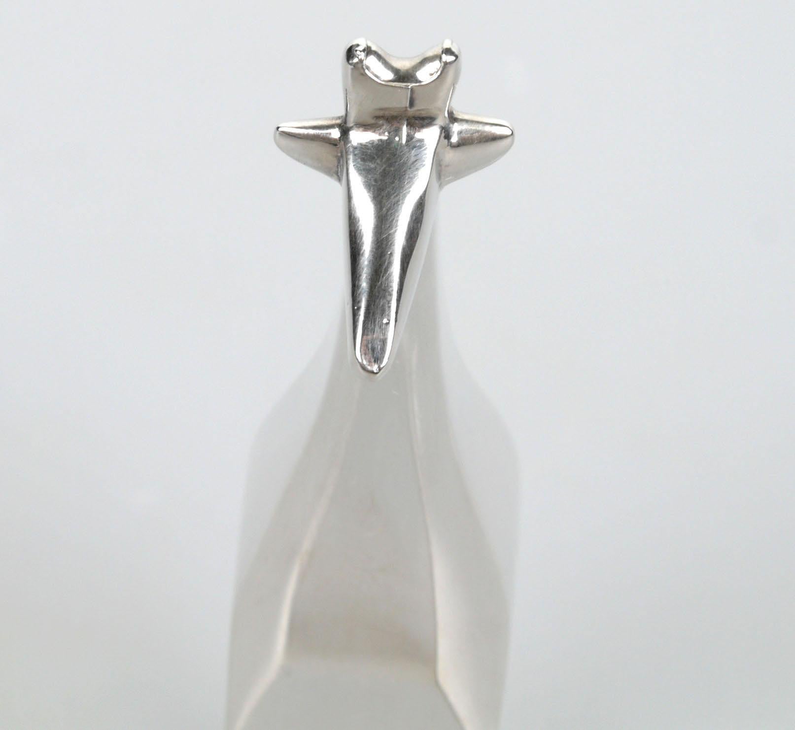 Scandinavian Modern original Dansk design silver plated giraffe paperweight.
Marked on the underside.
Great collectors piece.