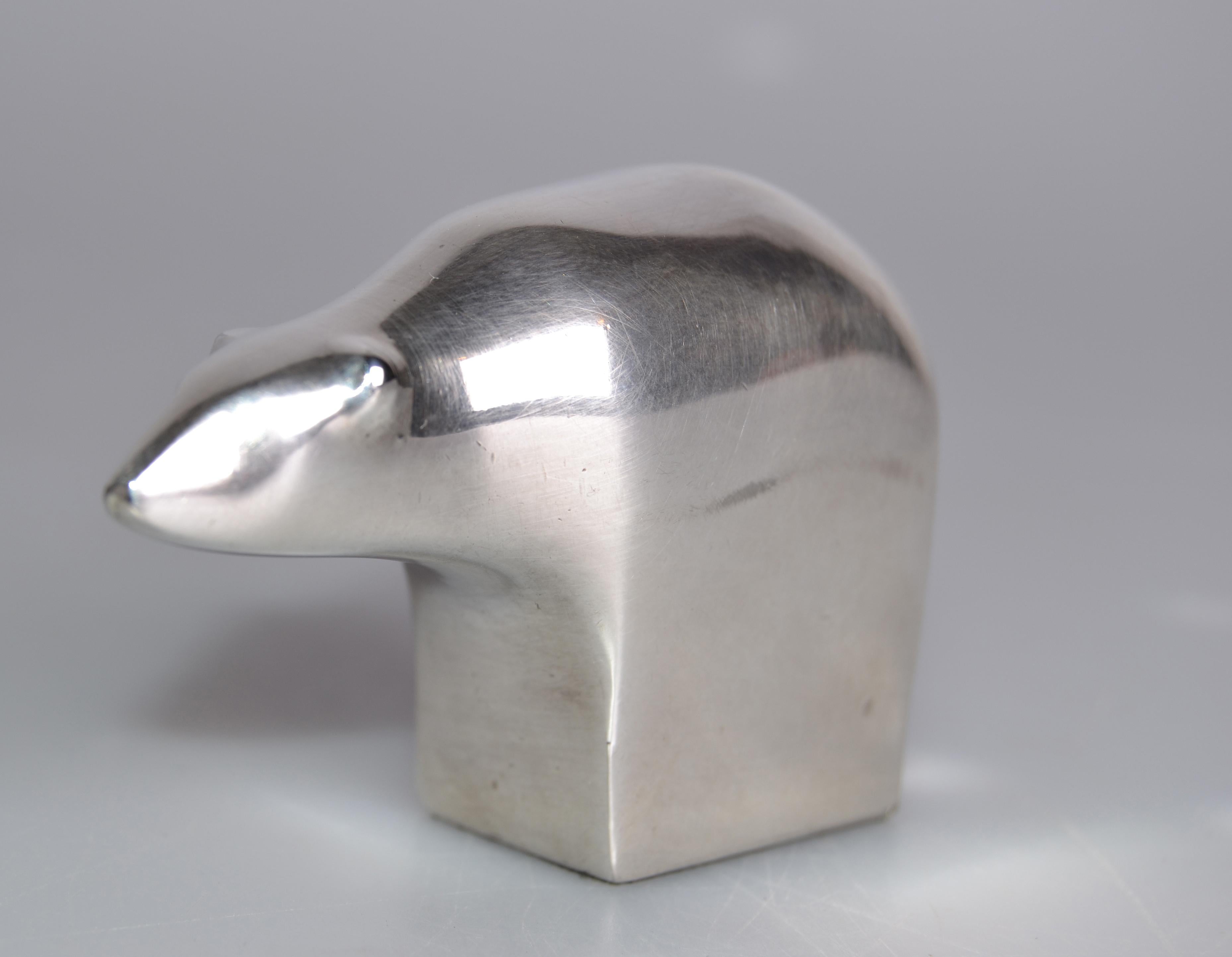 Scandinavian Modern original Dansk design silver plated polar bear paperweight.
Marked on the underside.
Great collectors piece.