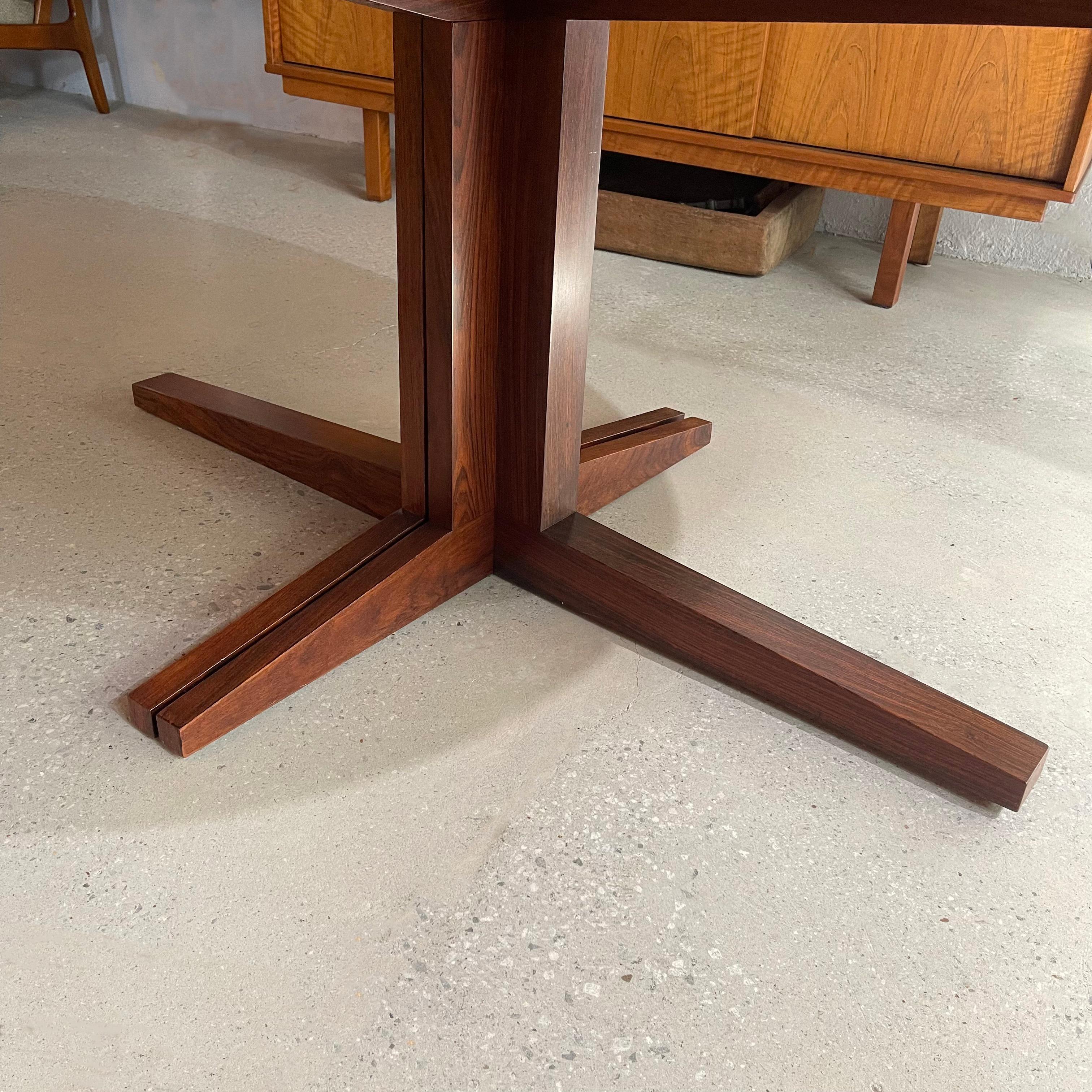 Scandinavian Modern Oval Rosewood Extension Dining Table By John Mortensen 10