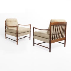 Scandinavian Modern pair Bristol armchairs by Lindlöfs Mǒbler, Lammhult Sweden