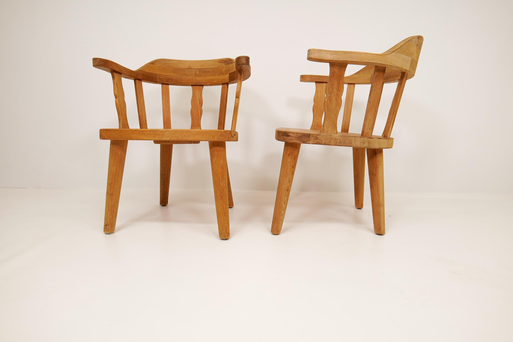 Scandinavian Modern pair of Armchairs in Pine, Norway, 1970s 2