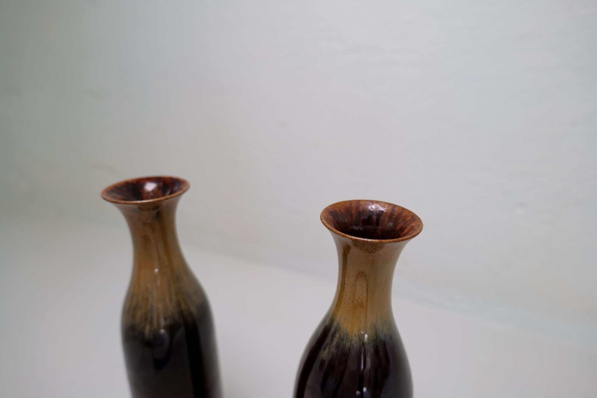 Skandinavische Moderne Paar Keramikvasen/-flaschen Carl-Harry Stålhane Schweden im Angebot 2