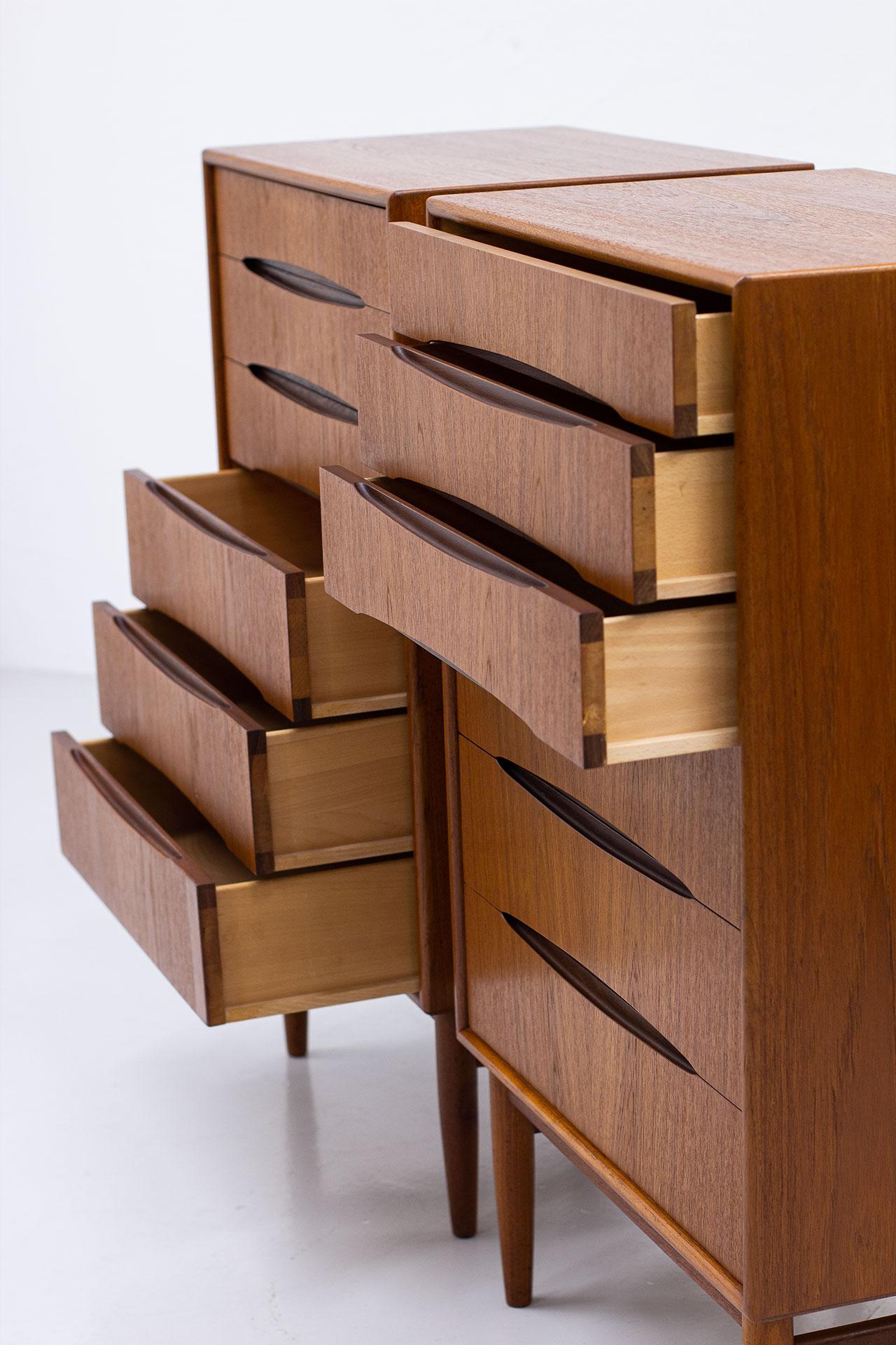 Scandinavian Modern Pair of Chest of Drawers by Kurt Østervig, 1950s 4