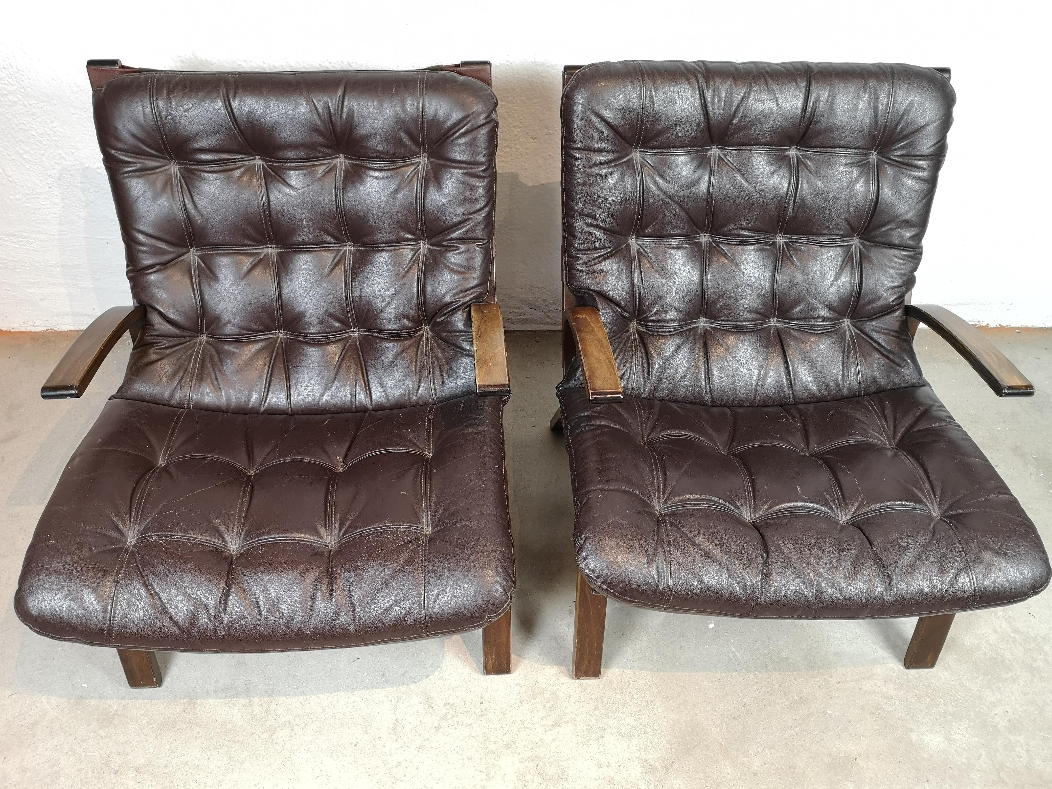 Scandinavian Modern pair of Leather Easy Chairs, 1970s 5