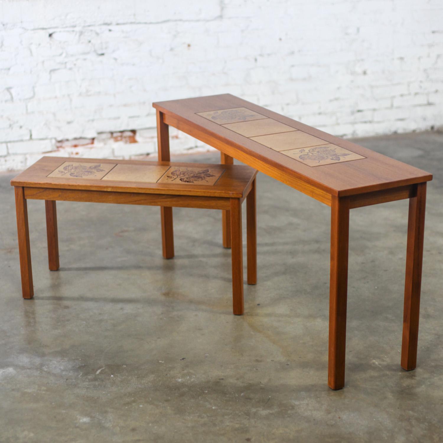 Scandinavian Modern Pair of Teak Nesting Sofa Console Tables w/Tile Insert Tops For Sale 5