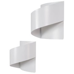 Scandinavian Modern Pair of White Metal Wall Lights by Peter Celsing