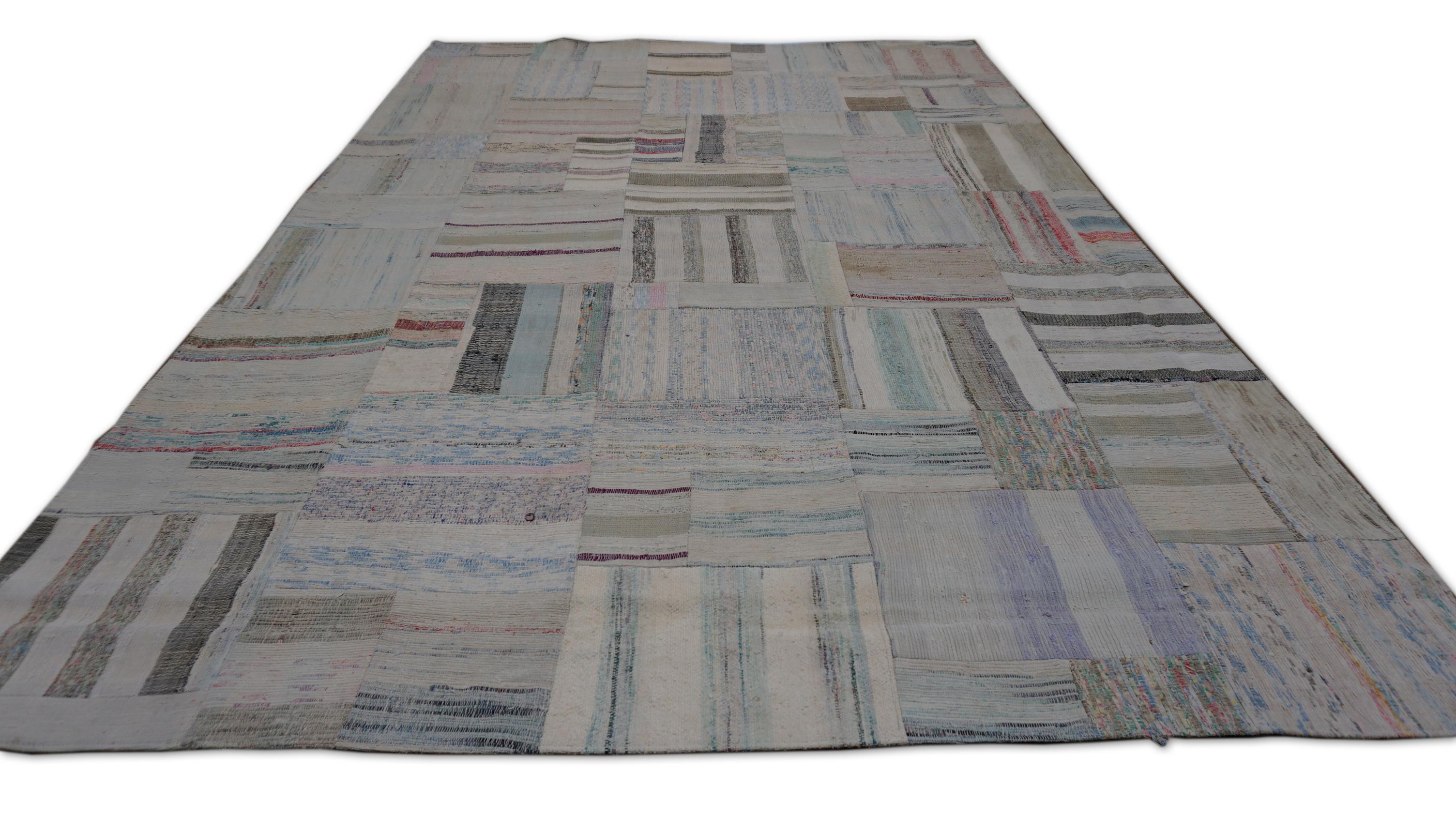Skandinavischer moderner Vintage-Patchwork-Teppich in Pastelltönen 6'7''x9'10'' (Skandinavische Moderne) im Angebot