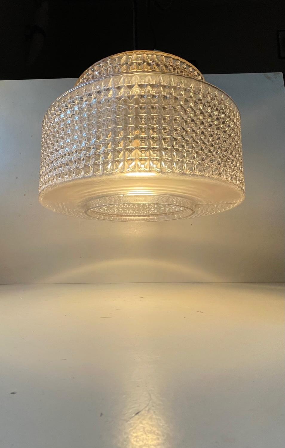 Scandinavian Modern Pendant Ceiling Light in Diamond Pattern Glass, Vitrika 60s For Sale 1