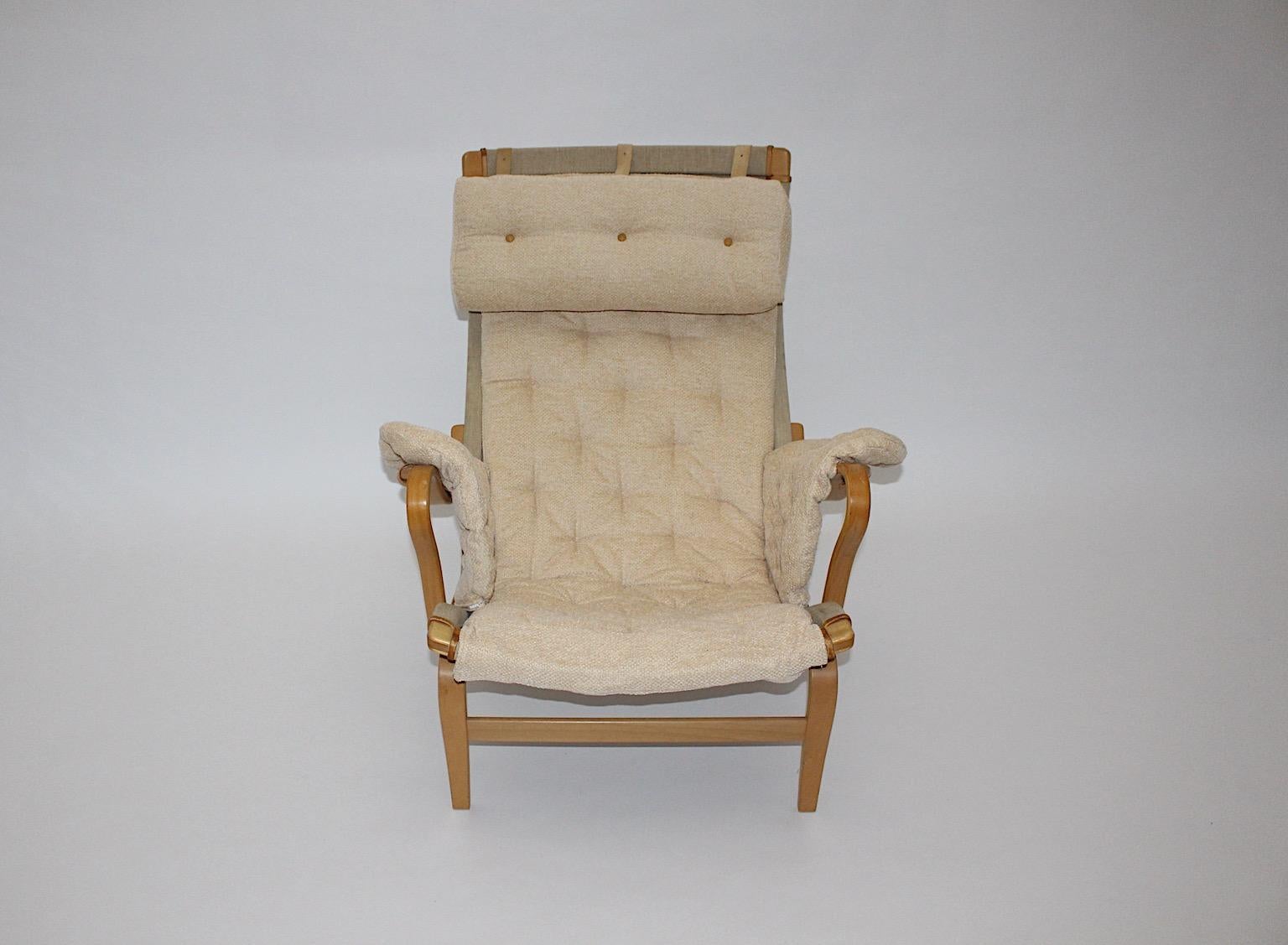 Scandinavian Modern Pernilla Lounge Chair Ottoman Bruno Mathsson DUX 1970 Sweden For Sale 5