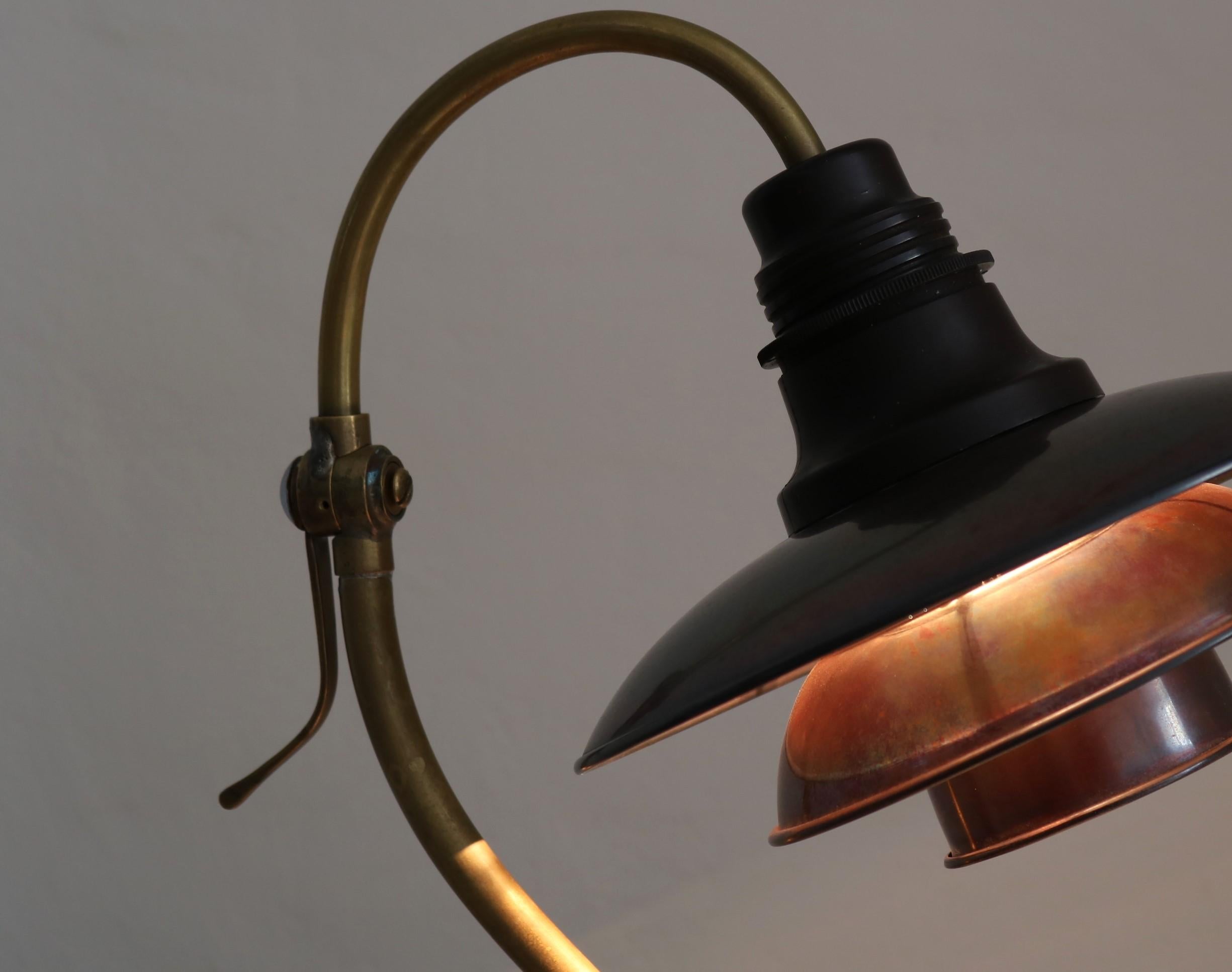 Mid-20th Century Scandinavian Modern PH Desk Lamp in Brass with Copper Shades by Poul Henningsen