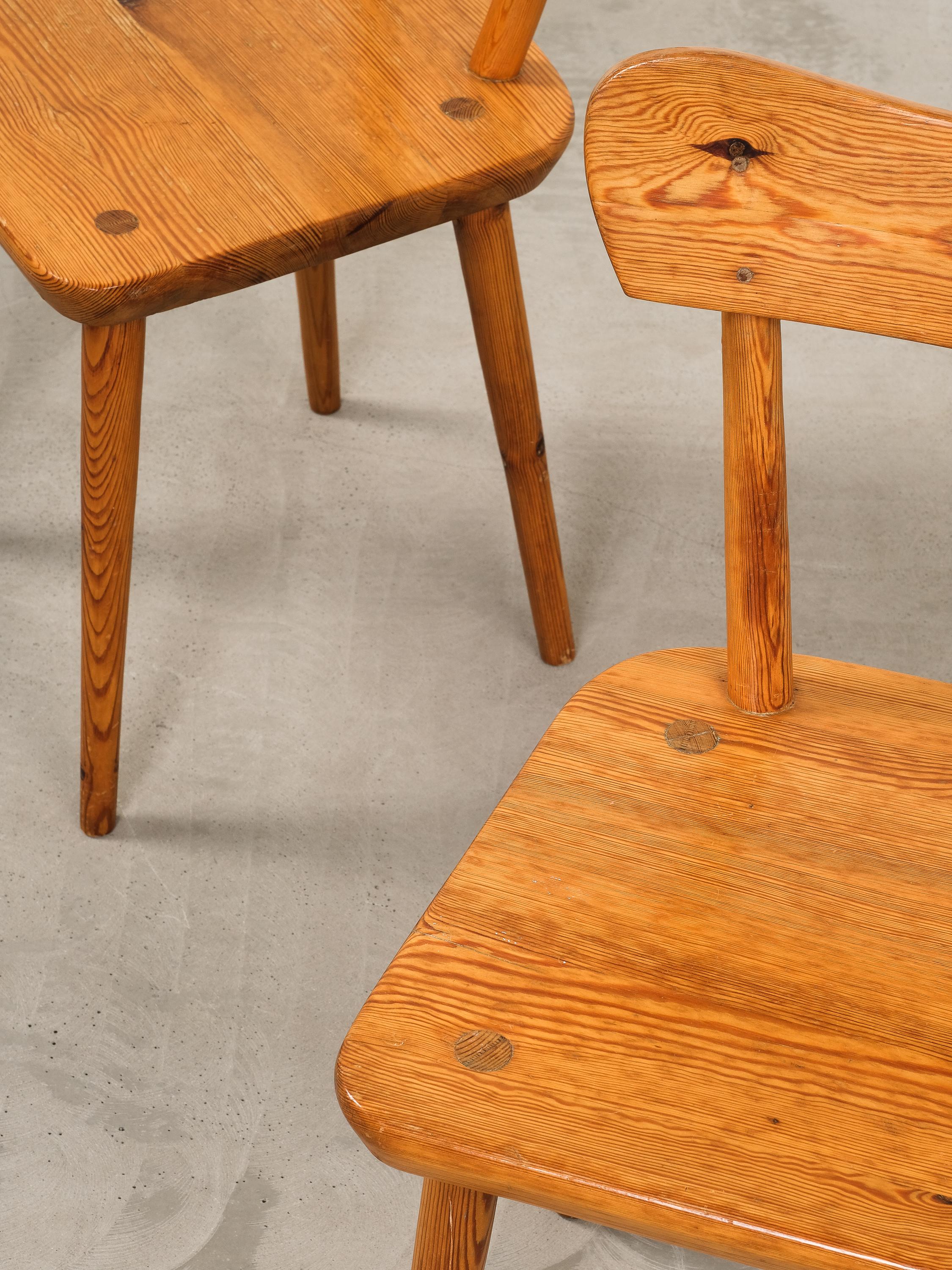 Scandinavian Modern Pine Dining Chairs, 1970s For Sale 2