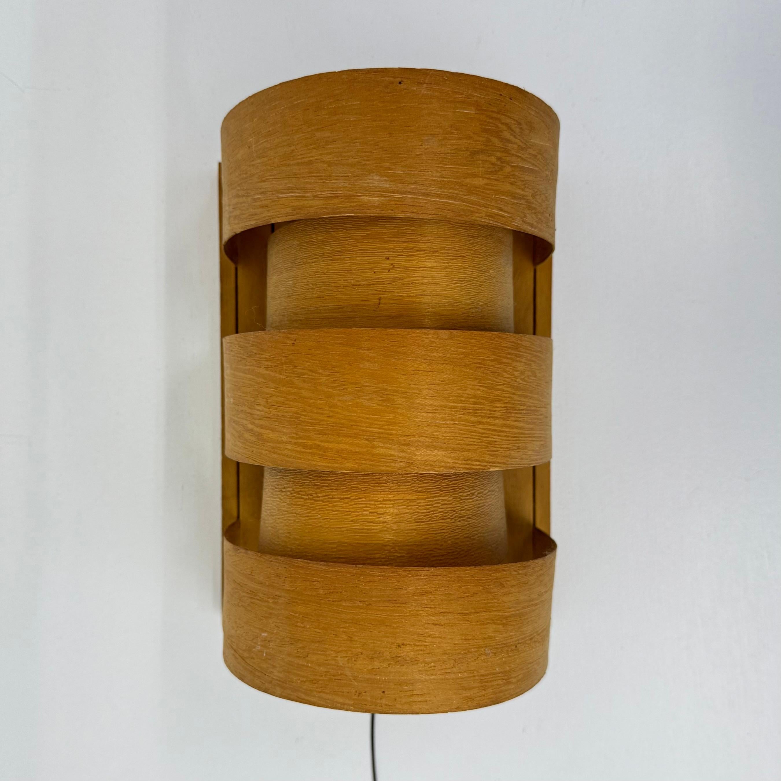 Scandinavian Modern Pine Wall Light by Hans Agne Jakobsson for Markaryd, Sweden For Sale 9