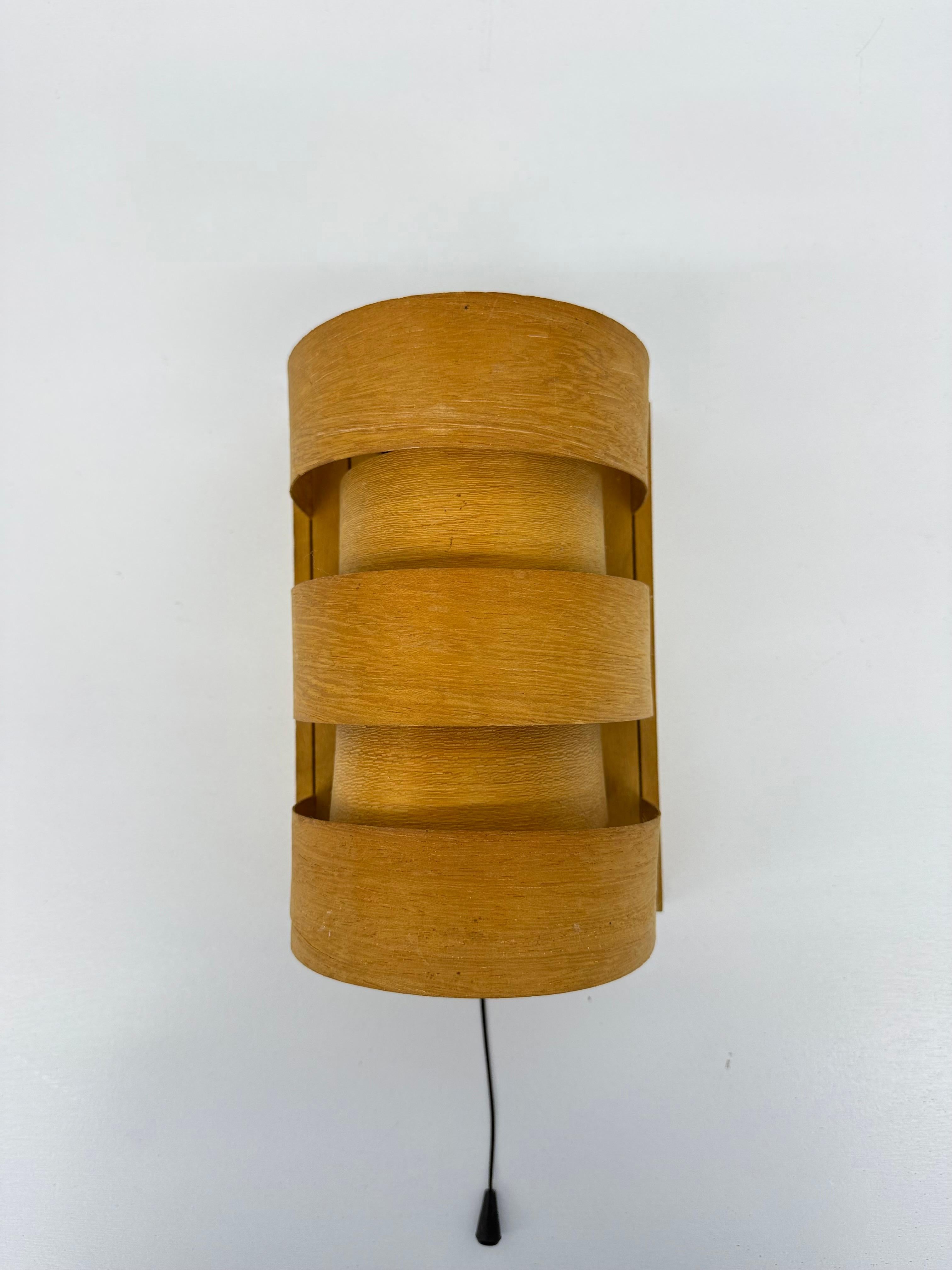 Scandinavian Modern Pine Wall Light by Hans Agne Jakobsson for Markaryd, Sweden For Sale 12
