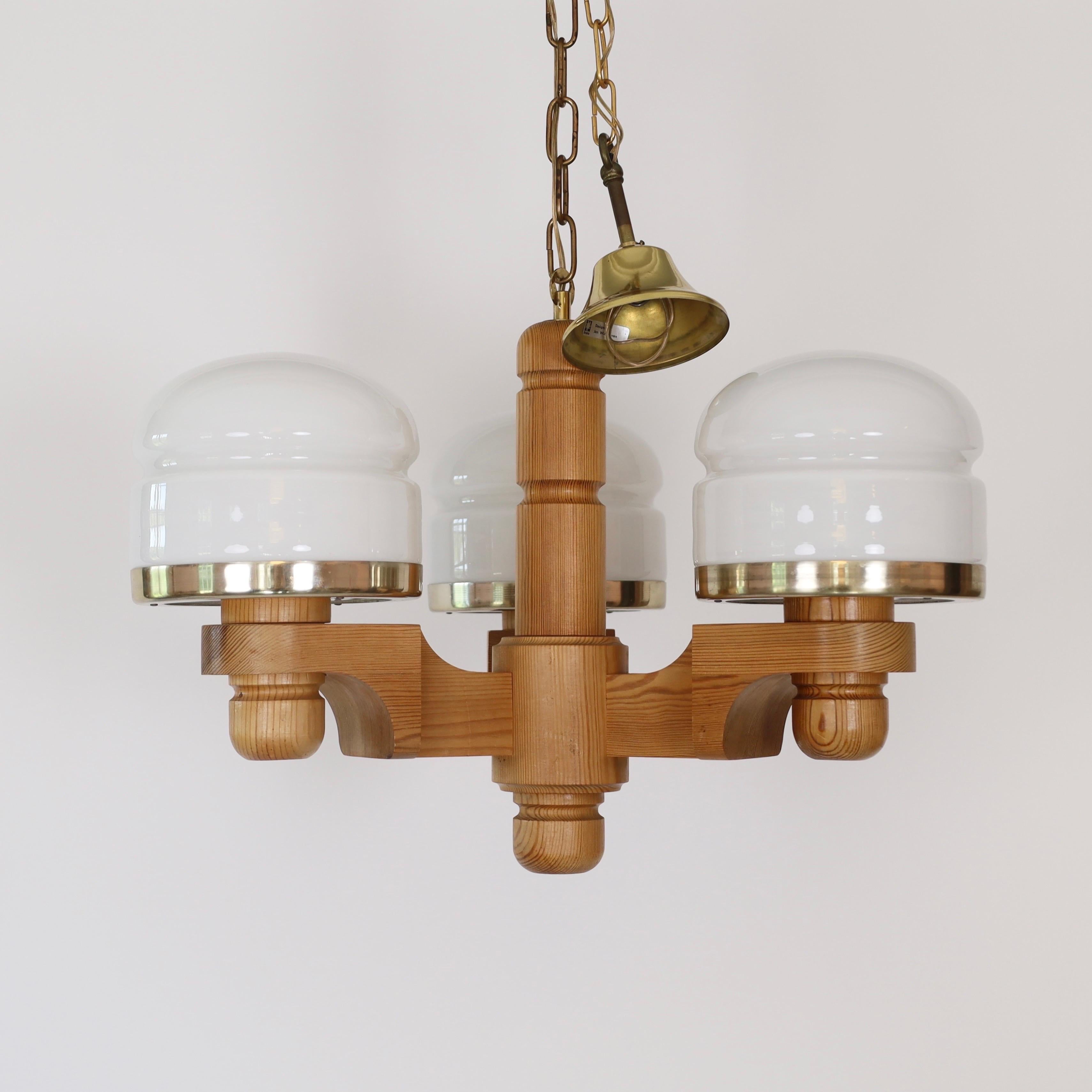 Scandinavian Modern Pine wood Chandelier by Jan Wickelgren, 1970s, Sweden 6