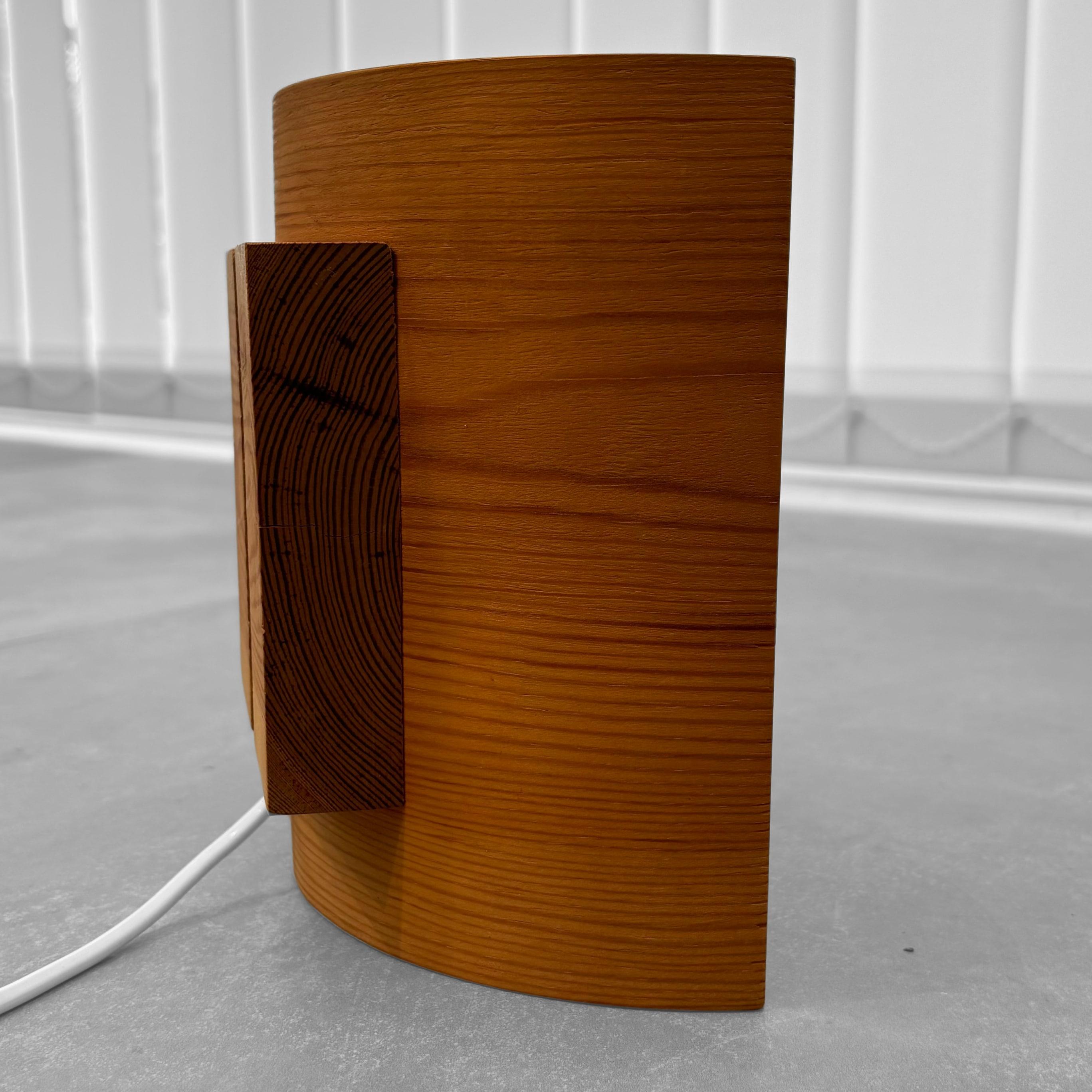 Scandinavian modern pinewood wall lamps, pine and acrylic, Sweden, 1970s For Sale 3