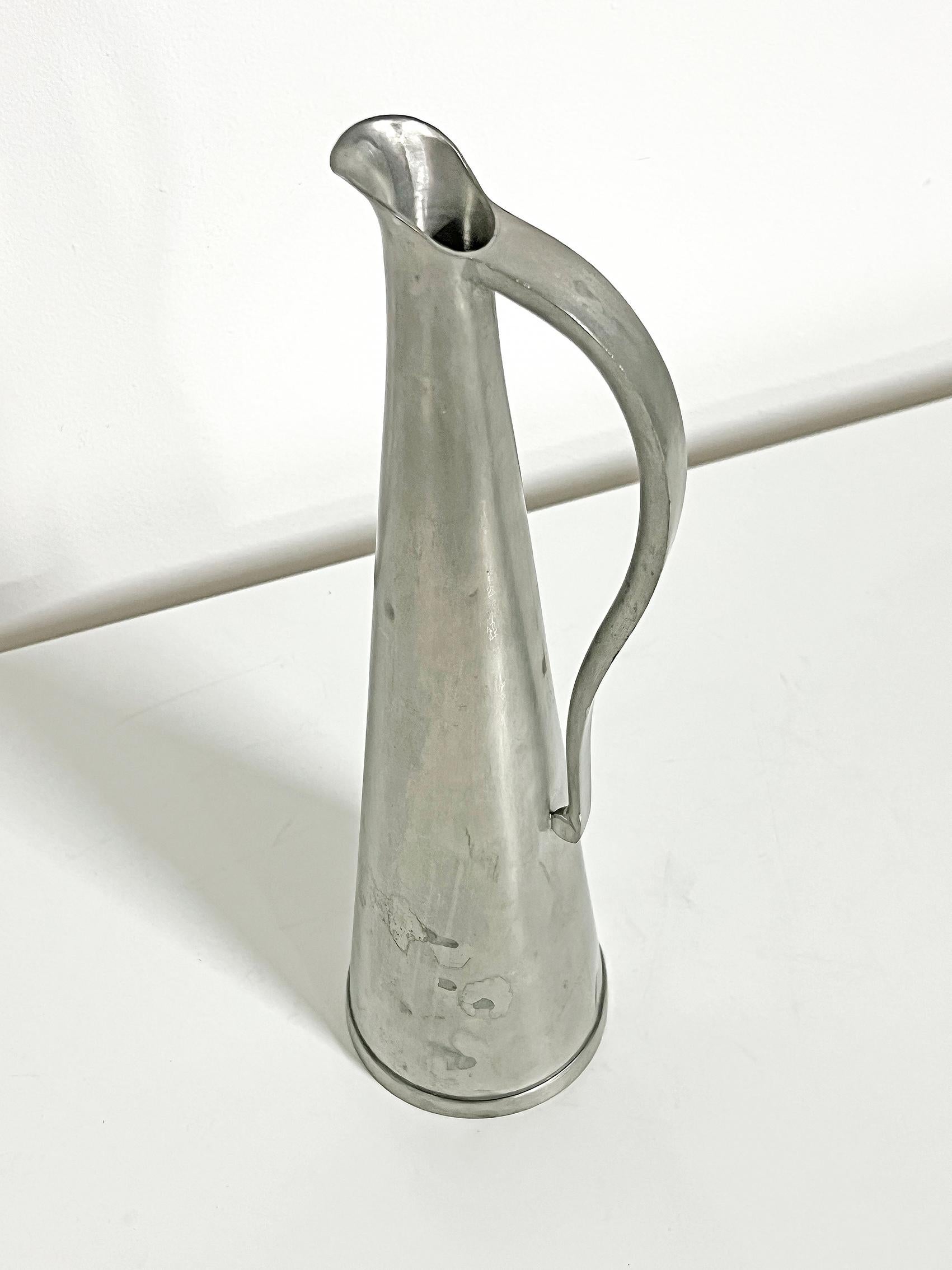 Jarra moderna escandinava 