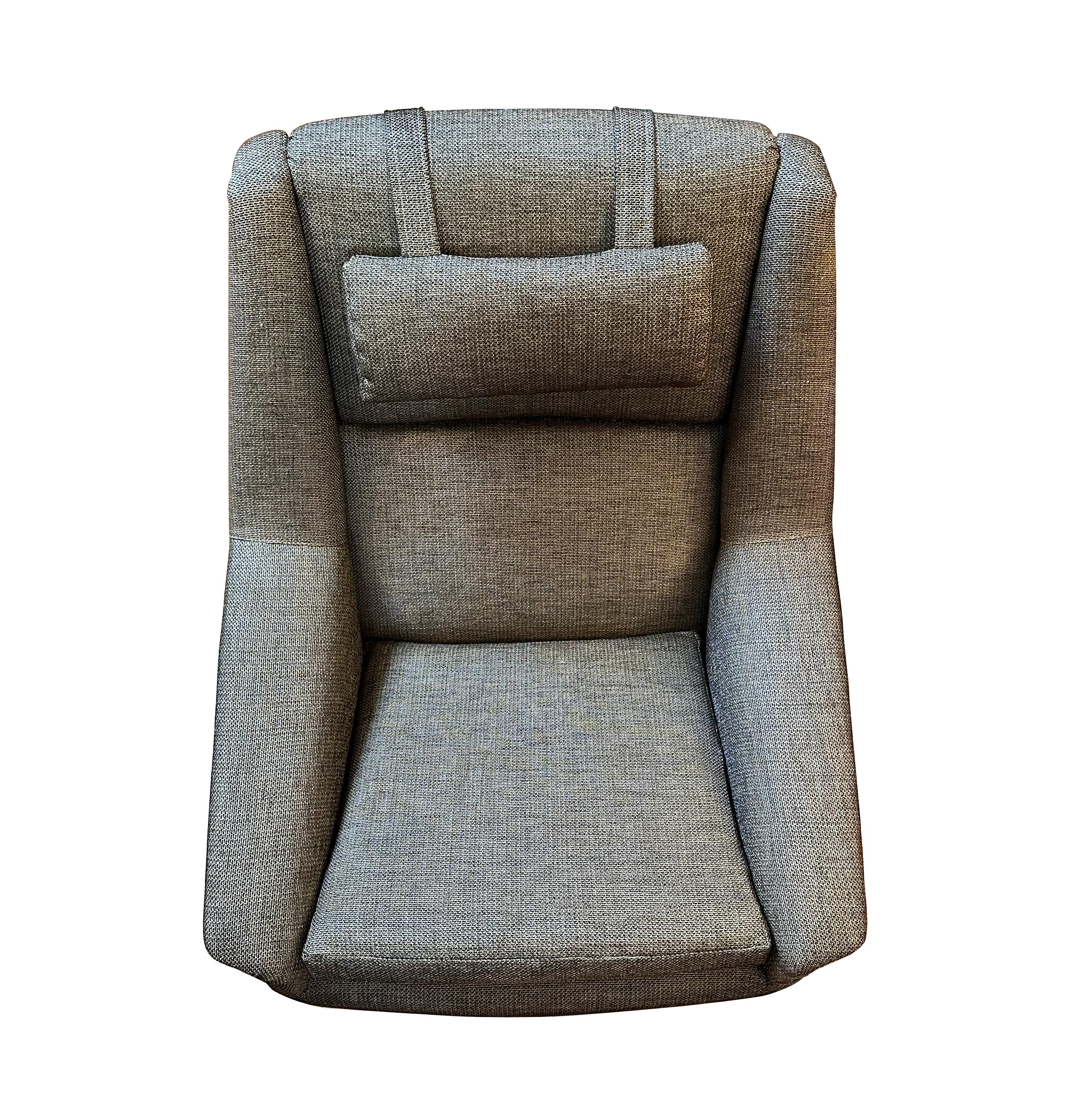 Scandinavian Modern Profil Lounge Chair by Folke Ohlsson for Dux Sweden 1