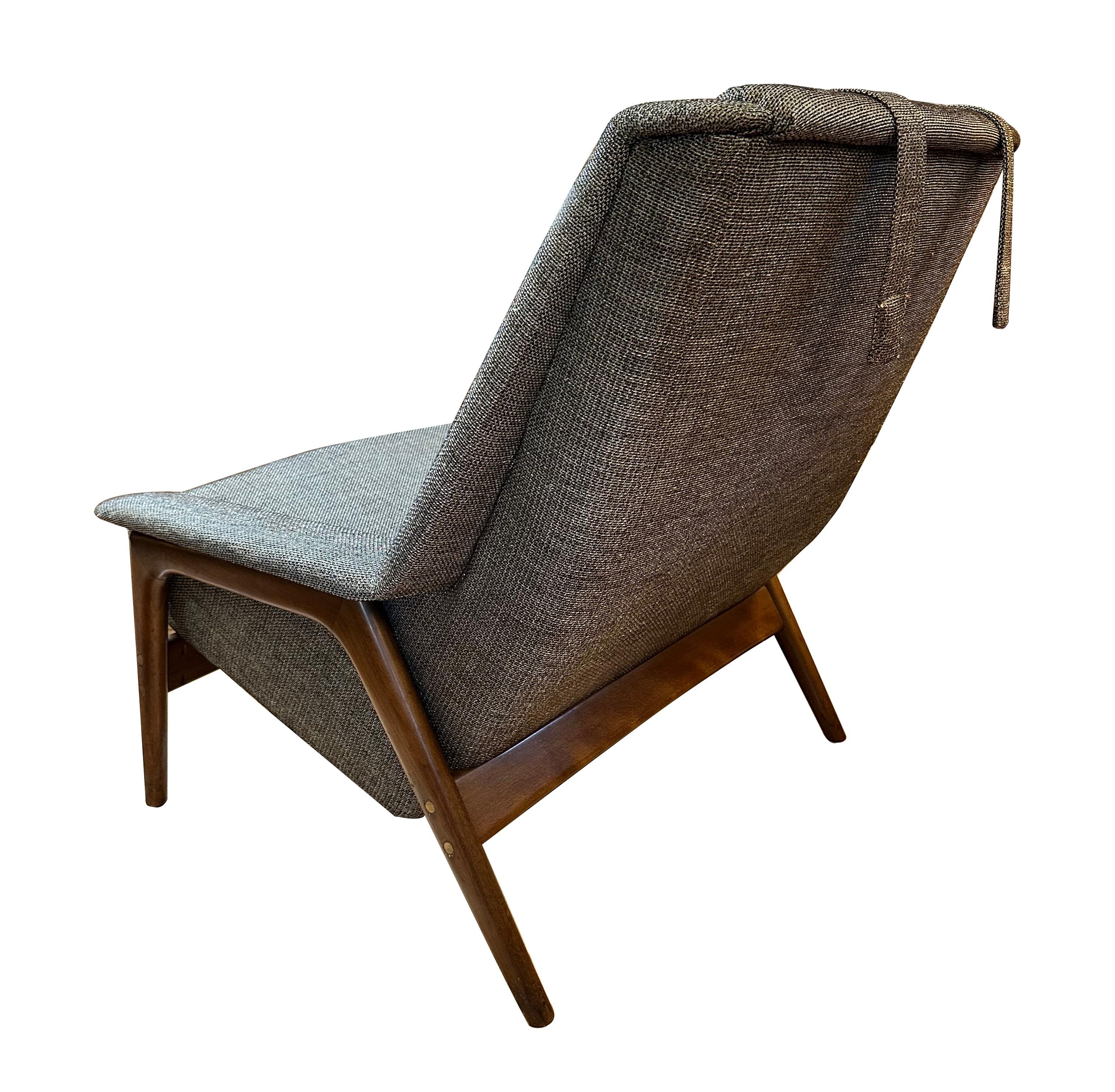 Scandinavian Modern Profil Lounge Chair by Folke Ohlsson for Dux Sweden 3