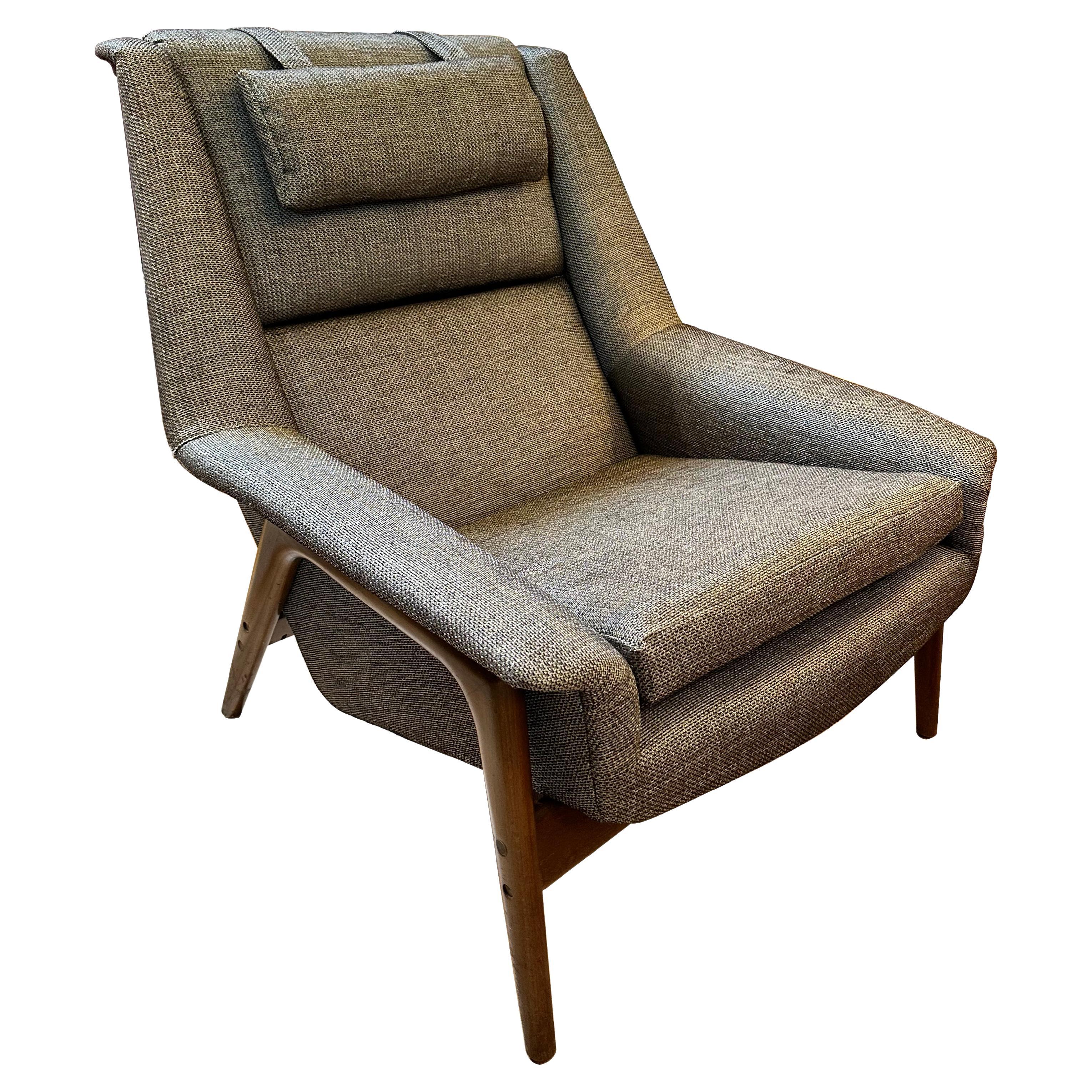 Scandinavian Modern Profil Lounge Chair by Folke Ohlsson for Dux Sweden