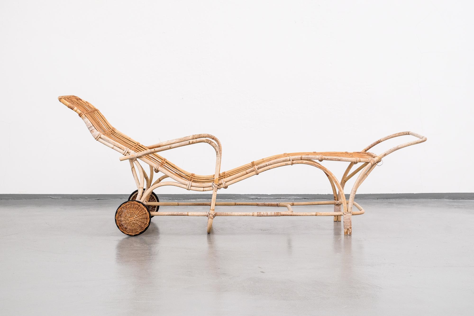 Spectacular and rare rattan lounger designed by Aino Aalto in 1938 for Artek.

Designed for Artek's product range, wicker furniture was a popular home summer furniture at the time and was used for many purposes in Artek. The first sketch of this